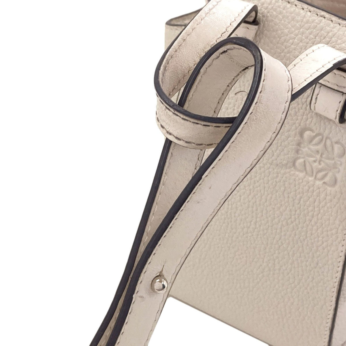 Loewe Hammock White Leather Handbag (Pre-Owned)