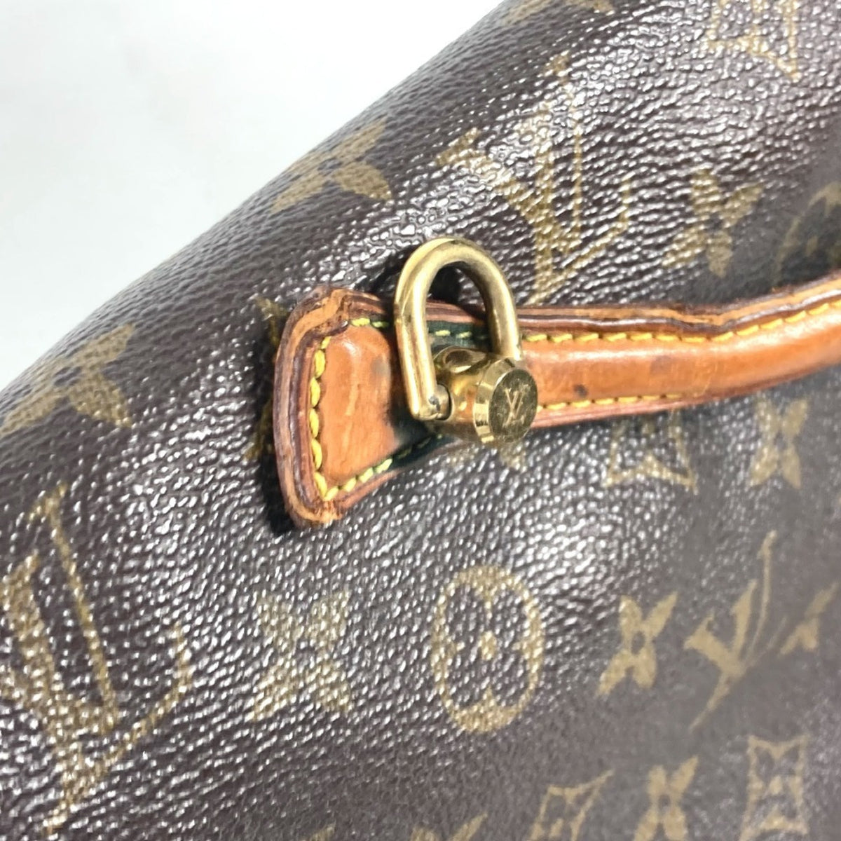 Louis Vuitton Brown Monogram Canvas Handbag Shoulder Bag (Pre-Owned)