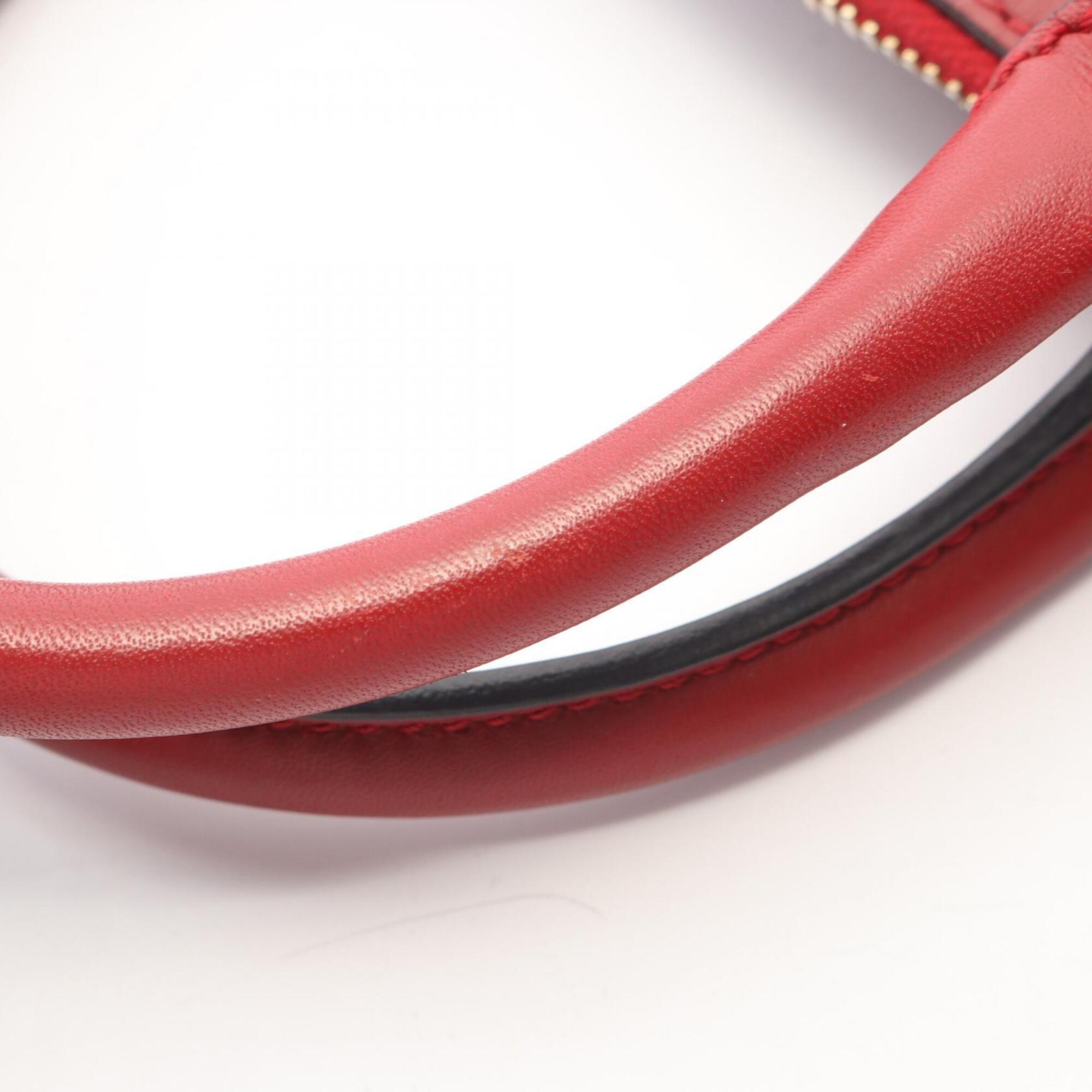 Gucci Red Color Leather Handbag (Pre-Owned)