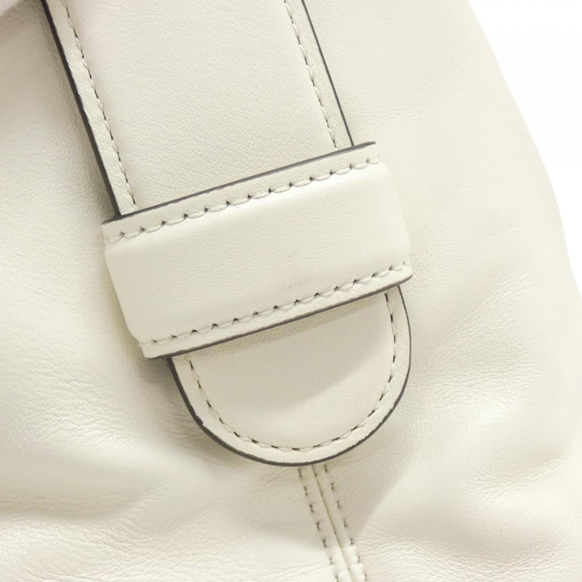Gucci White Leather Handbag (Pre-Owned)