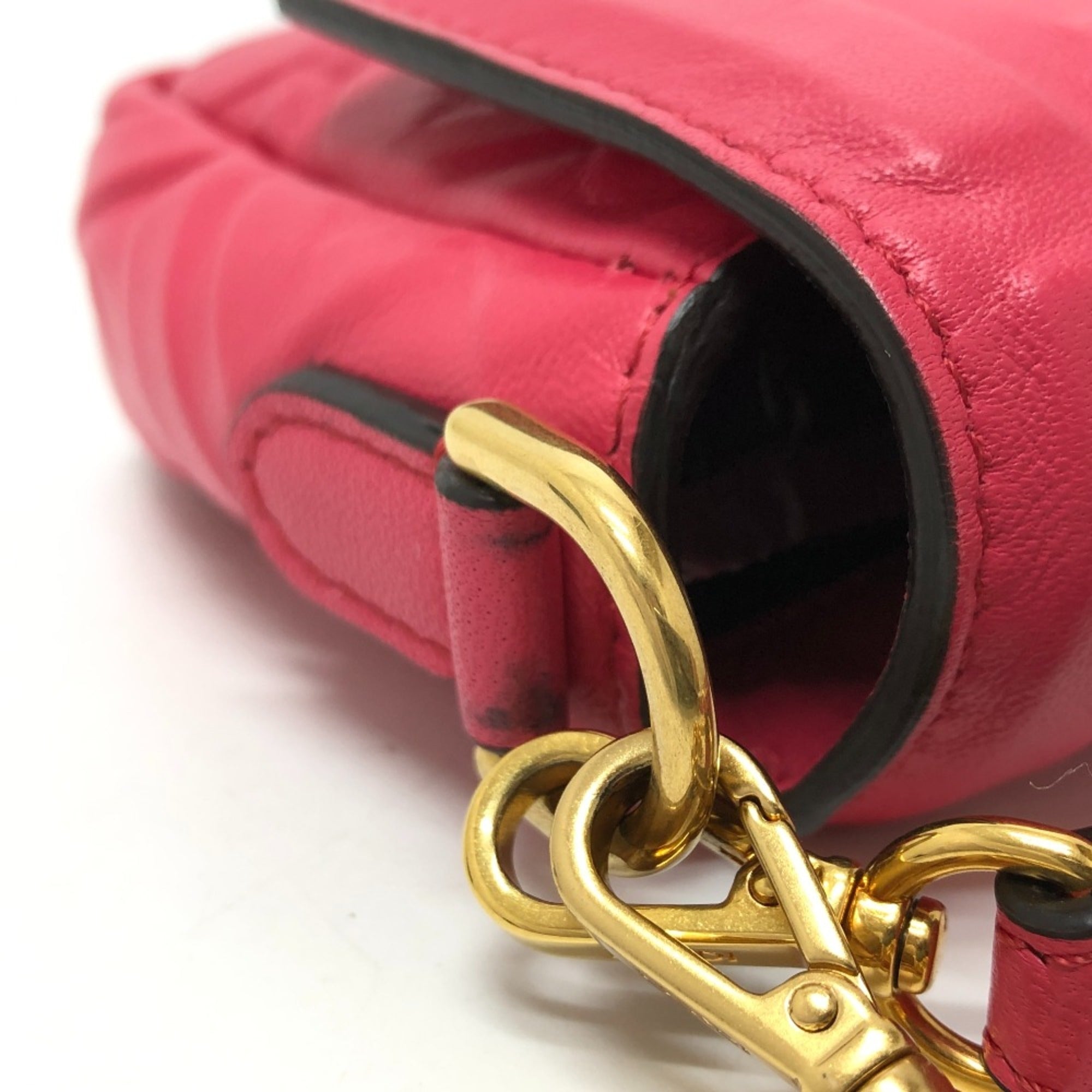 Fendi Pink Leather Shoulder Bag (Pre-Owned)