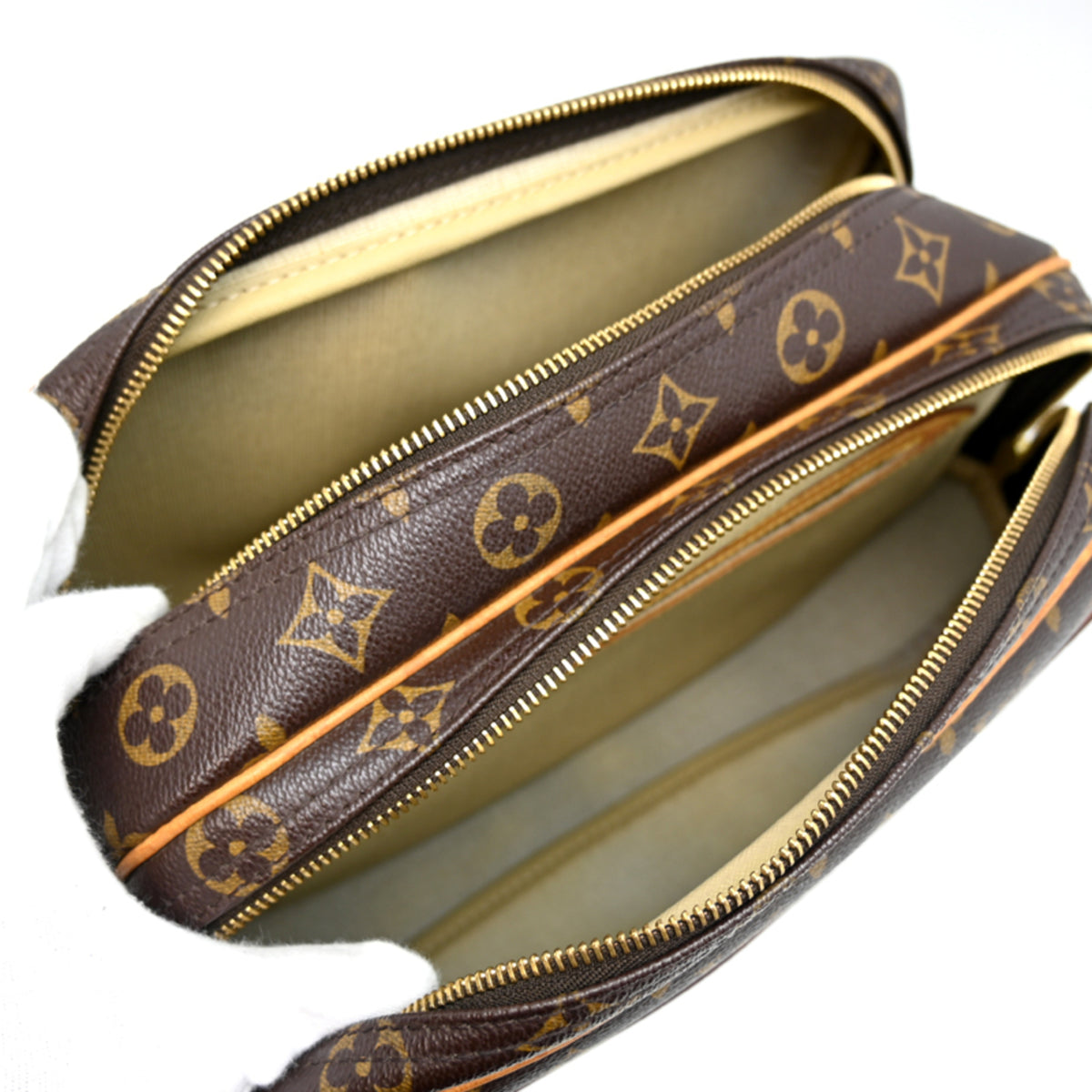 Louis Vuitton Brown Monogram Shoulder Bag (Pre-Owned)