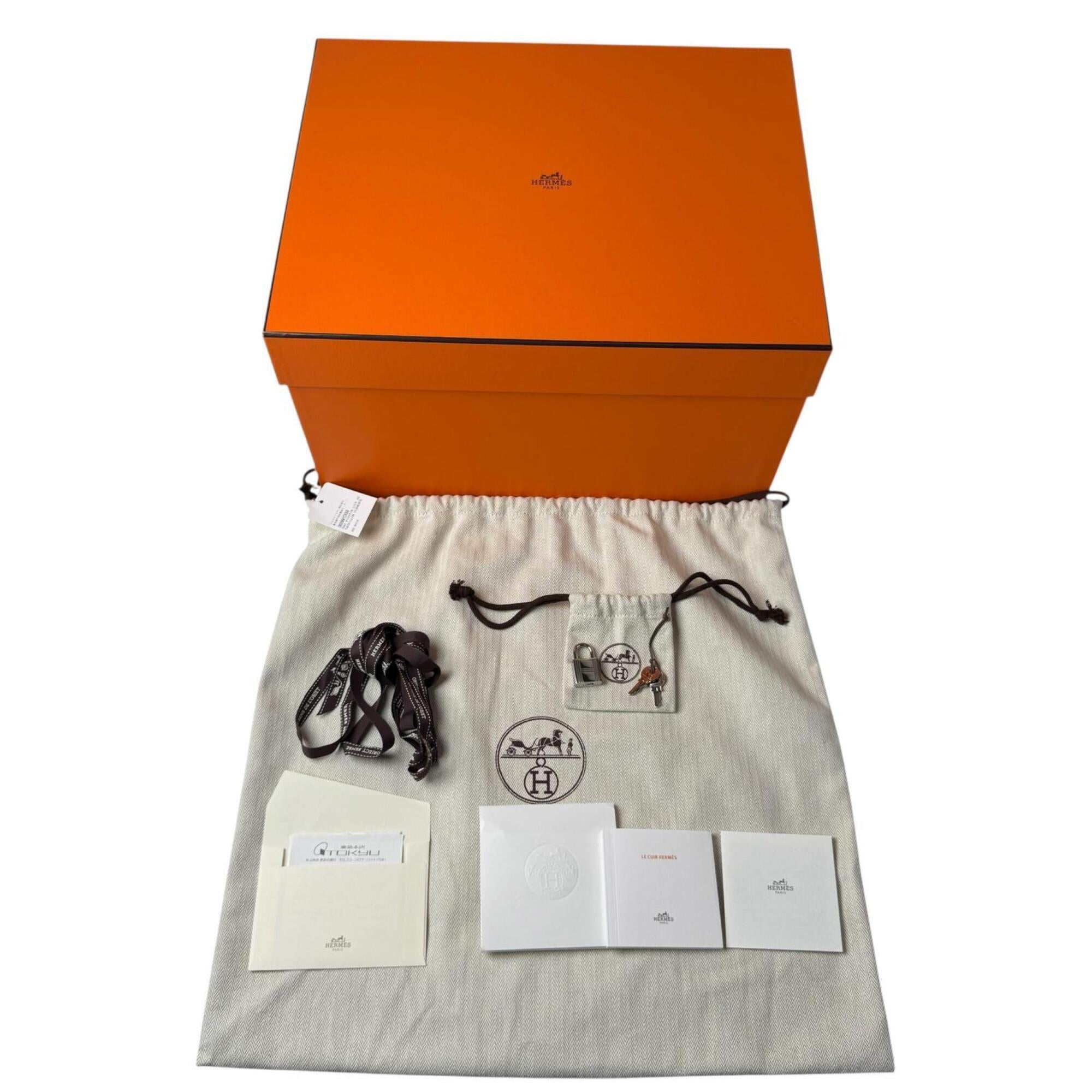 Hermes Noir Taurillon Clemence Leather Handbag (Pre-Owned)