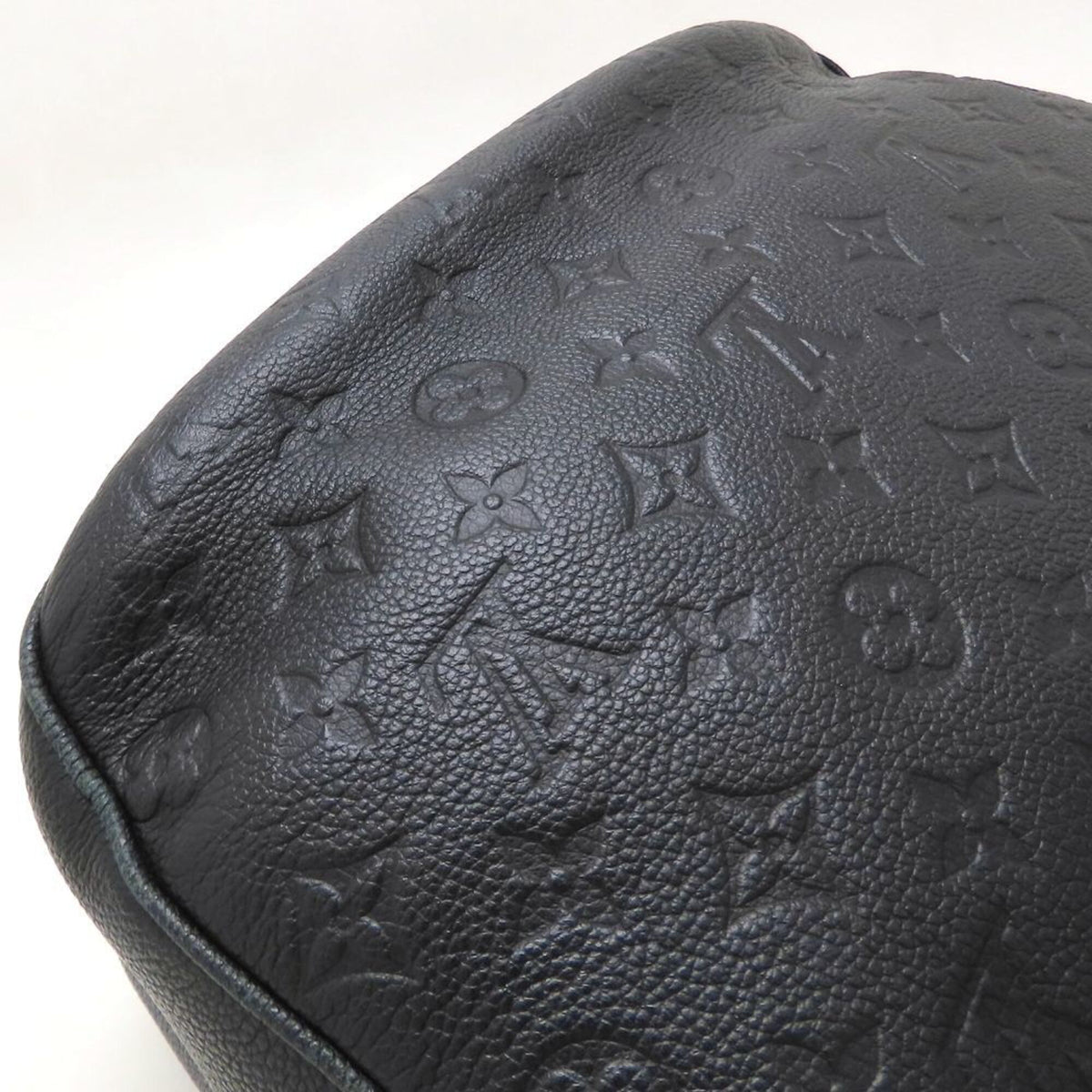 Louis Vuitton Noir Monogram Empreinte Shoulder Bag (Pre-Owned)