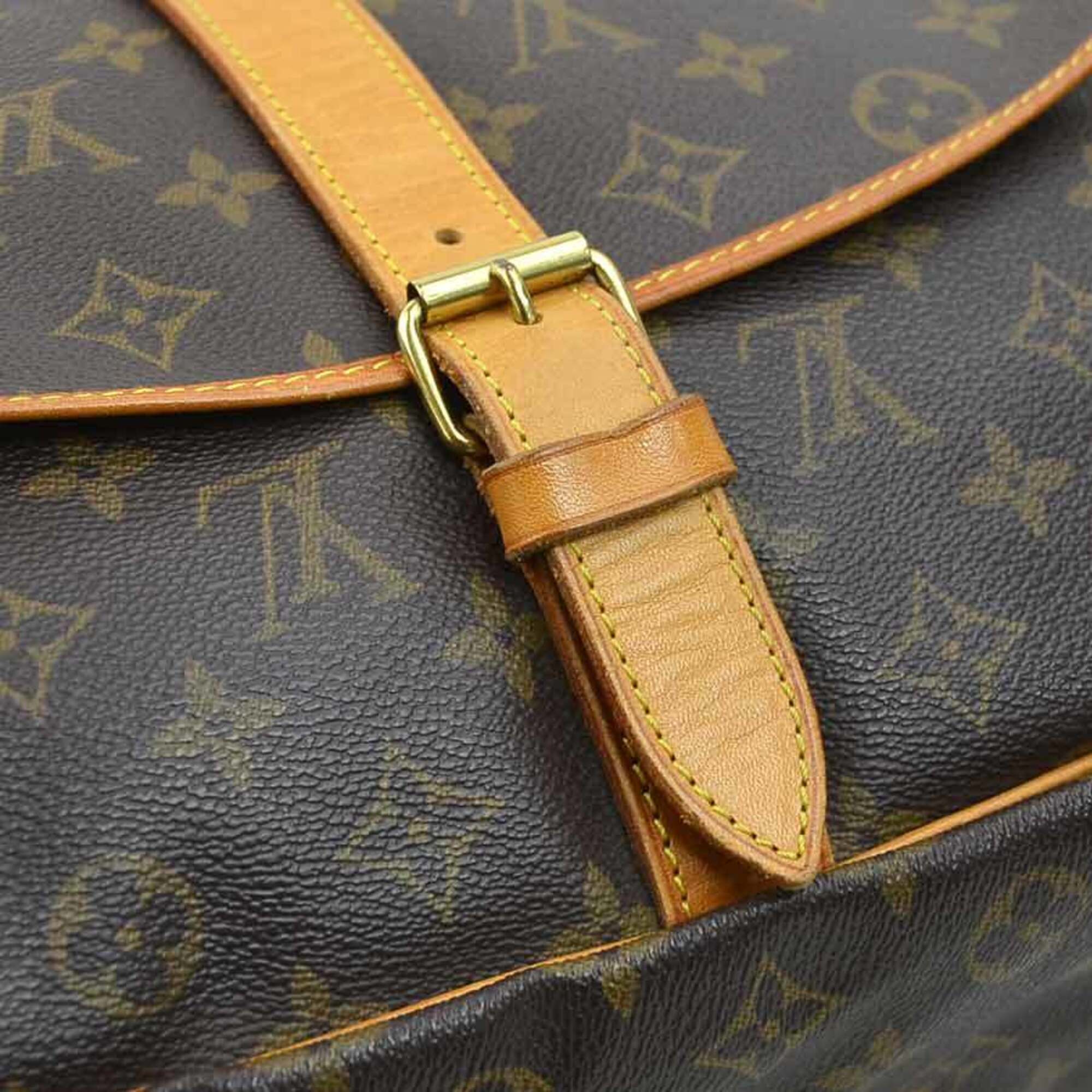 Louis Vuitton Brown Monogram Monogram Shoulder Bag (Pre-Owned)