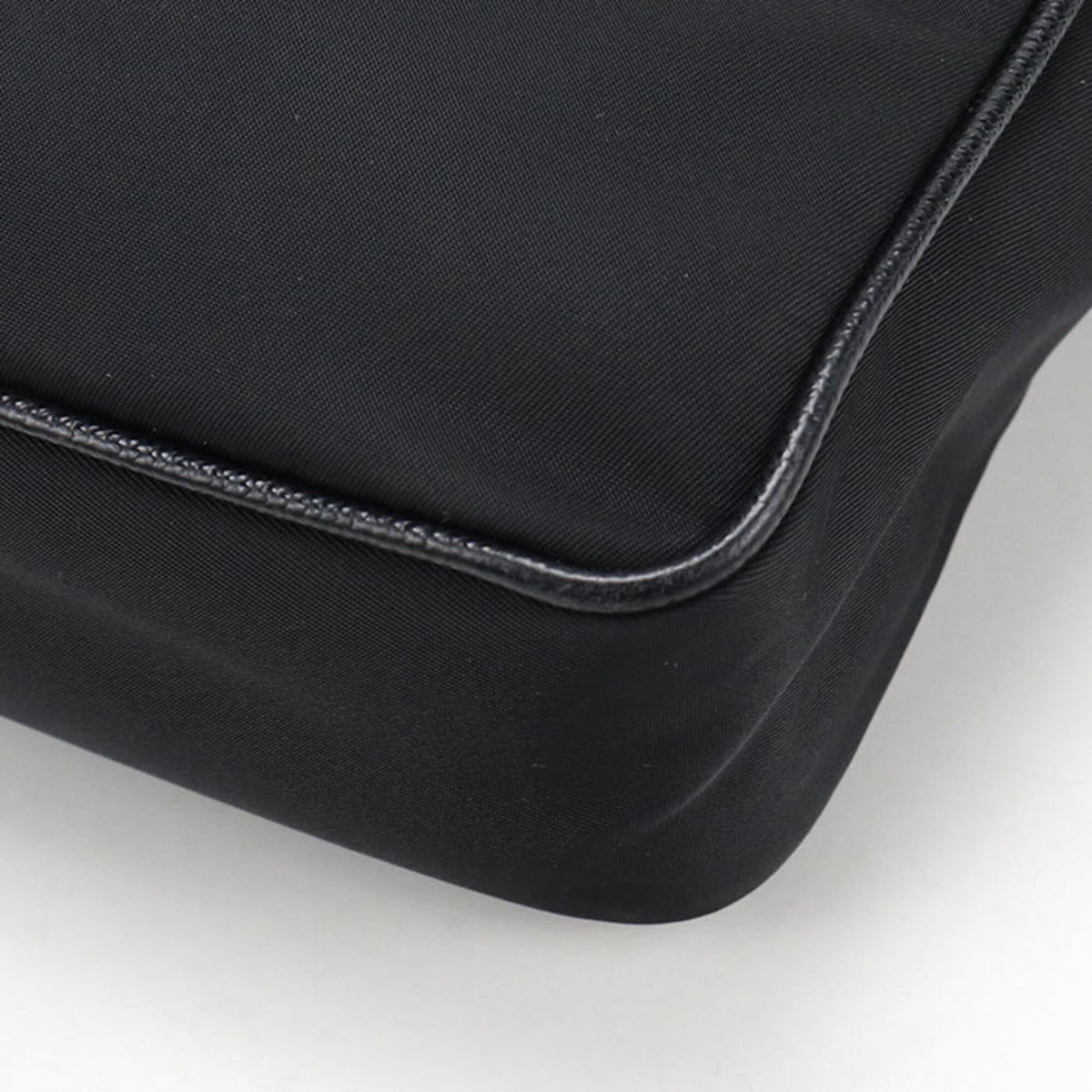 Prada Black Nylon Shoulder Bag (Pre-Owned)