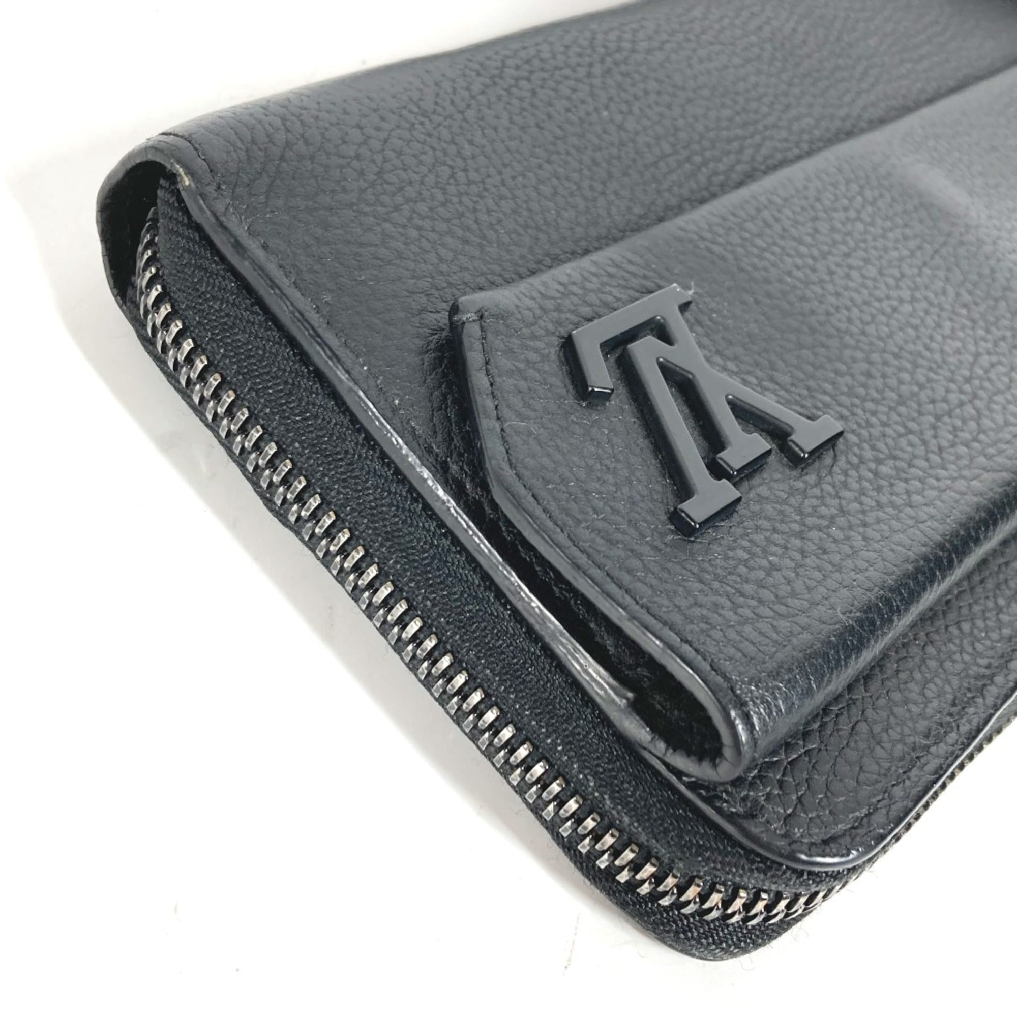 Louis Vuitton Black Leather Long Wallet (Bi-Fold) (Pre-Owned)