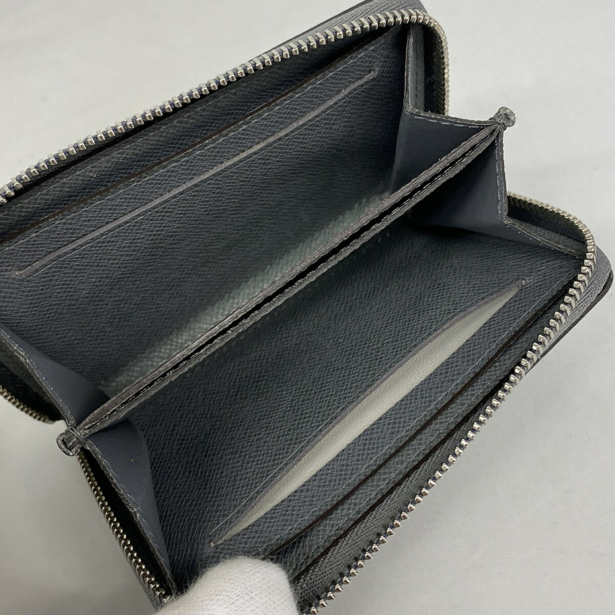 Louis Vuitton Glacier Coin Purse/Coin Case (Pre-Owned)