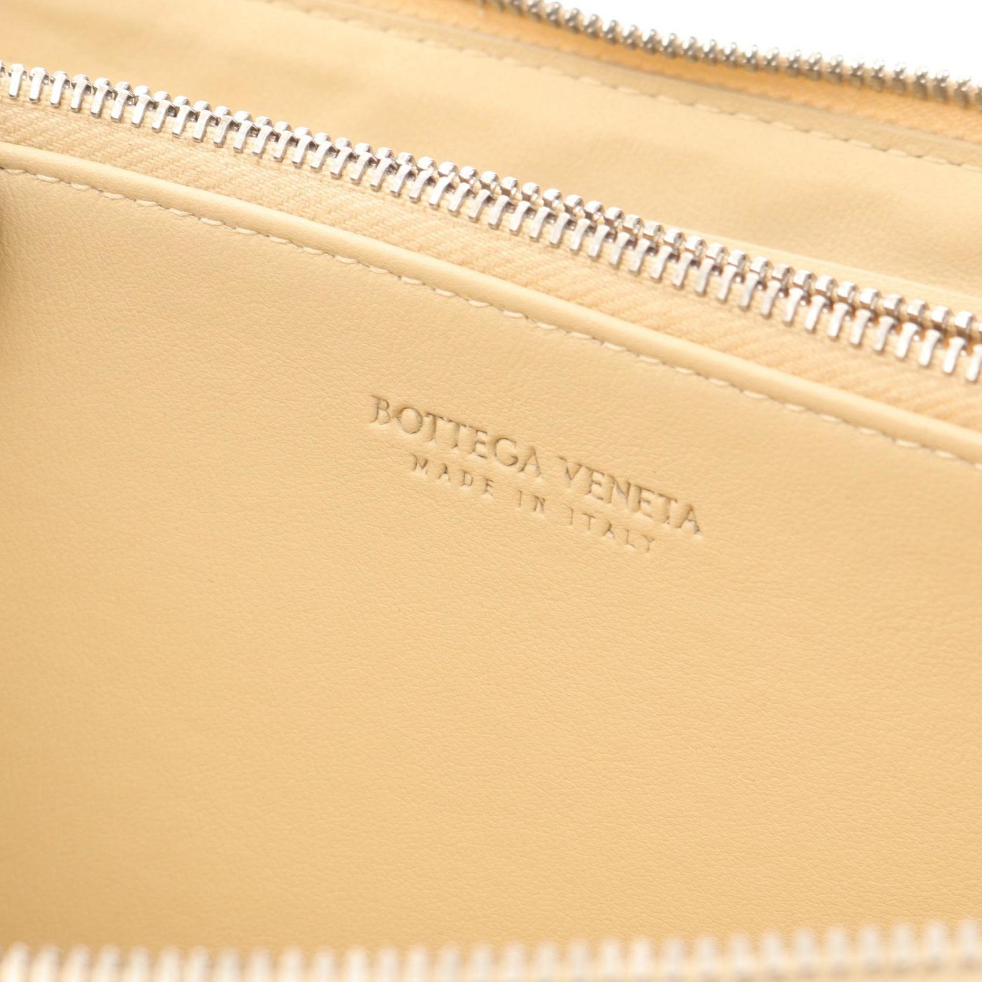 Bottega Veneta Beige Leather Long Wallet (Bi-Fold) (Pre-Owned)