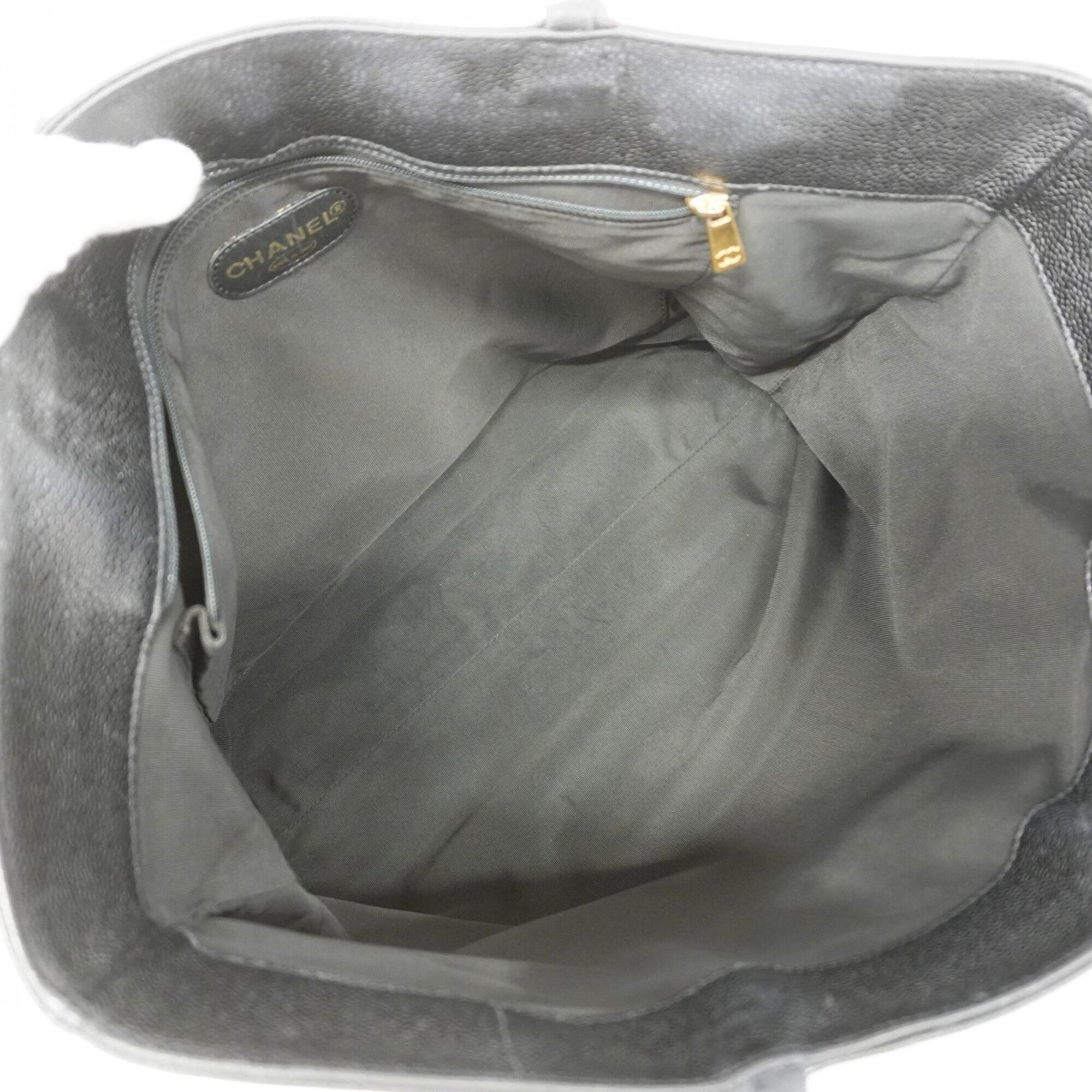 Chanel Black Grained Calfskin Tote Bag (Pre-Owned)