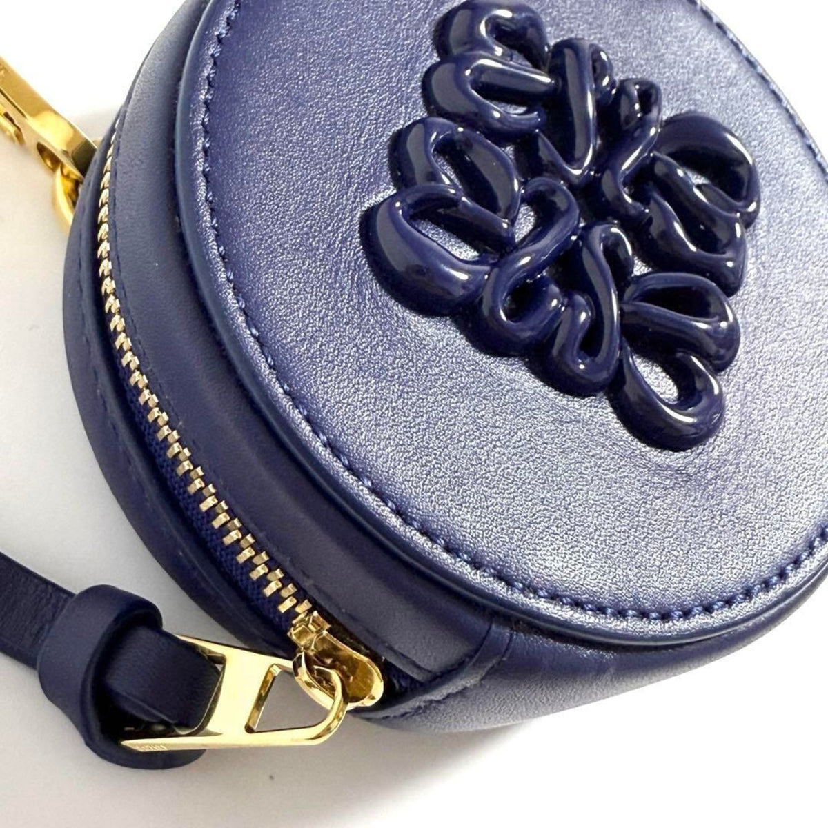 Loewe Leather Metal Coin Purse/Coin Case (Pre-Owned)