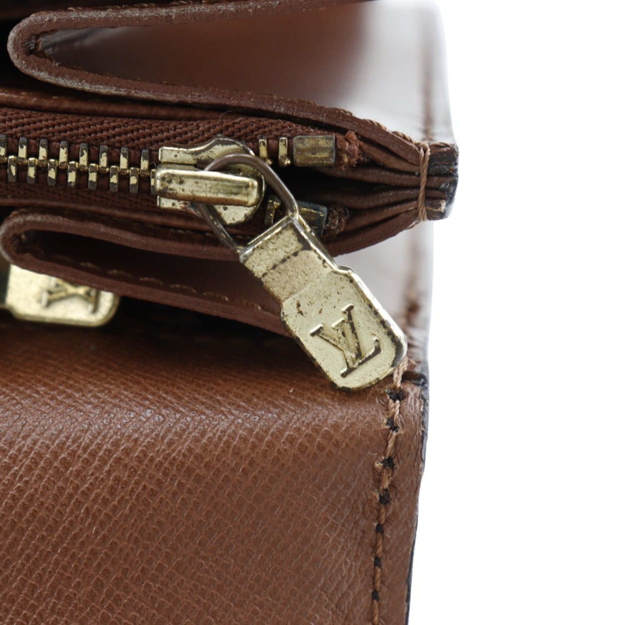 Louis Vuitton Brown Monogram Canvas Handbag (Pre-Owned)