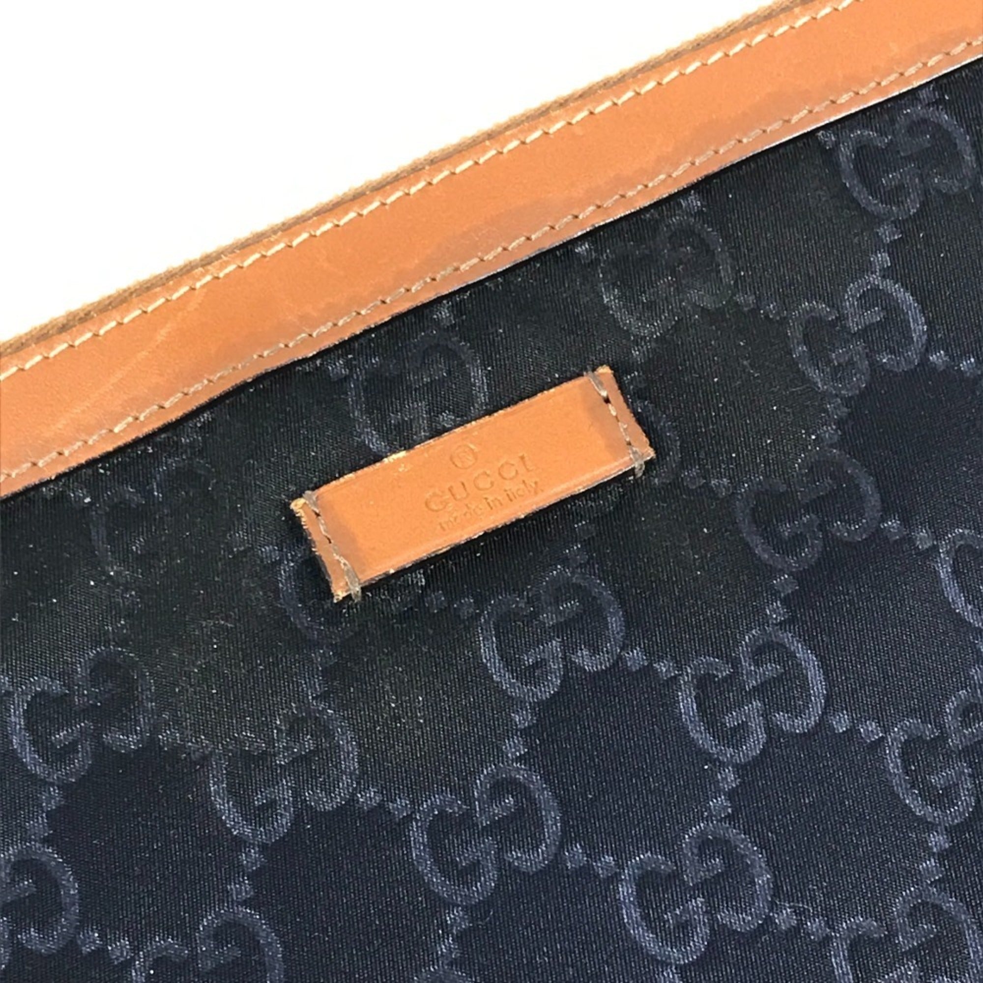 Gucci Navy Leather Nylon Clutch Bag (Pre-Owned)