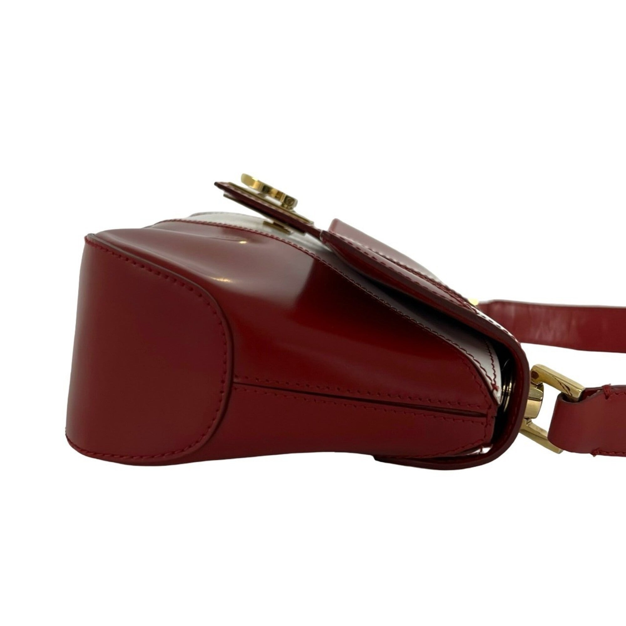 Salvatore Ferragamo Red Color White Leather Shoulder Bag (Pre-Owned)