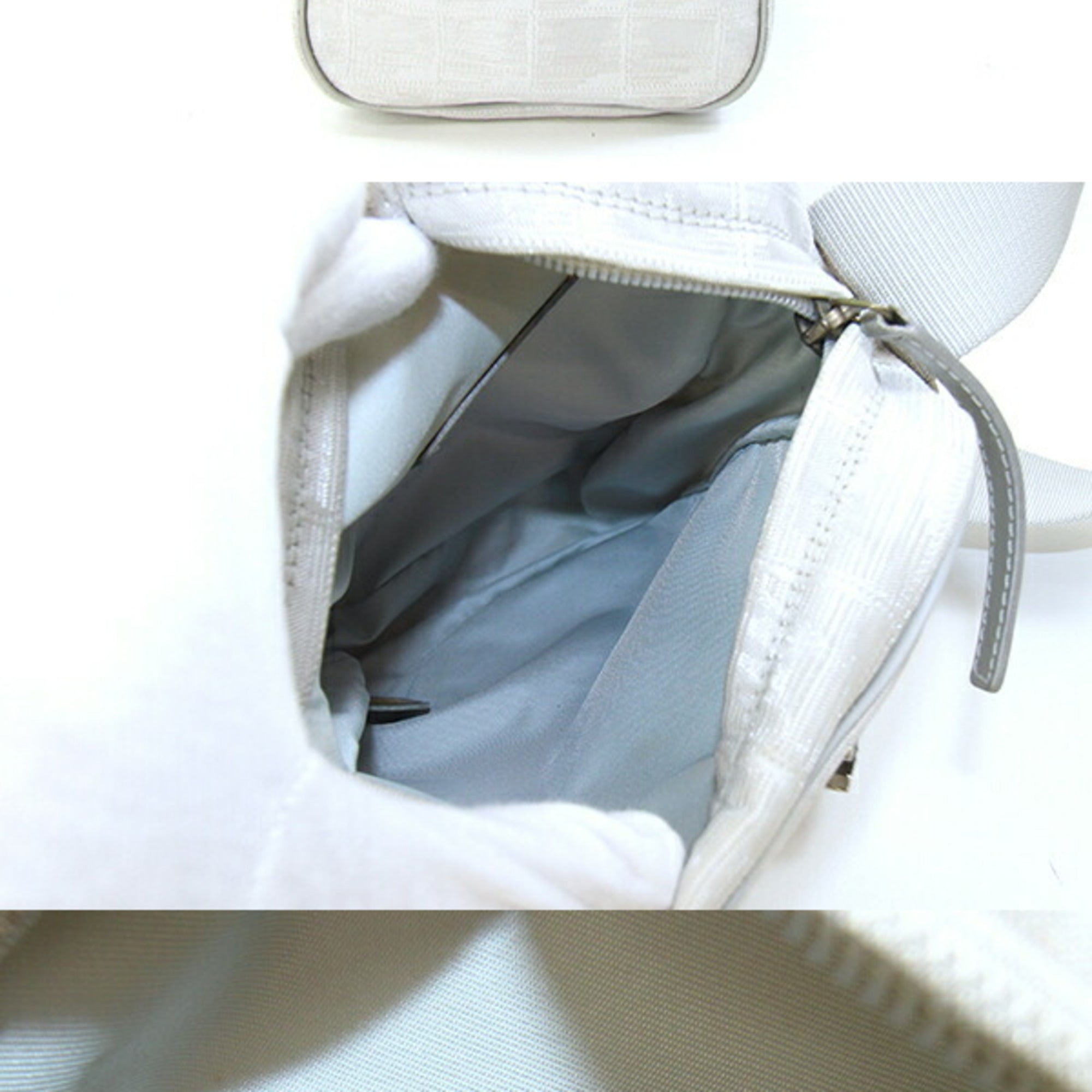 Chanel Silver Nylon Canvas Leather Pochette Shoulder Bag (Pre-Owned)