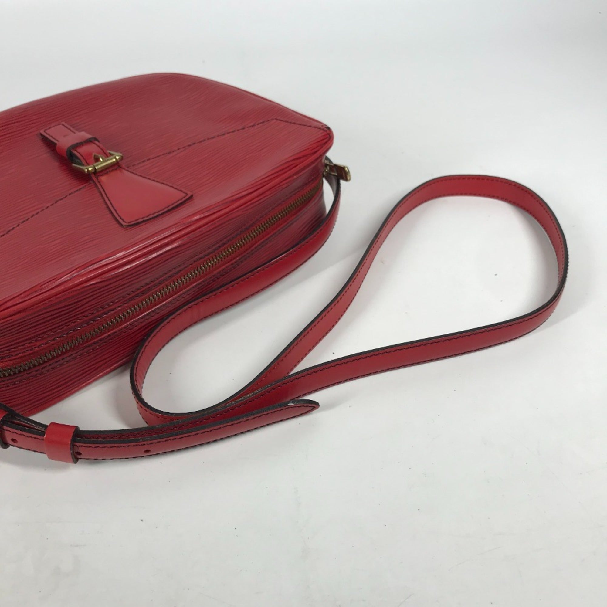 Louis Vuitton Castilian Red Red Color Epi Leather Pochette Shoulder Bag (Pre-Owned)