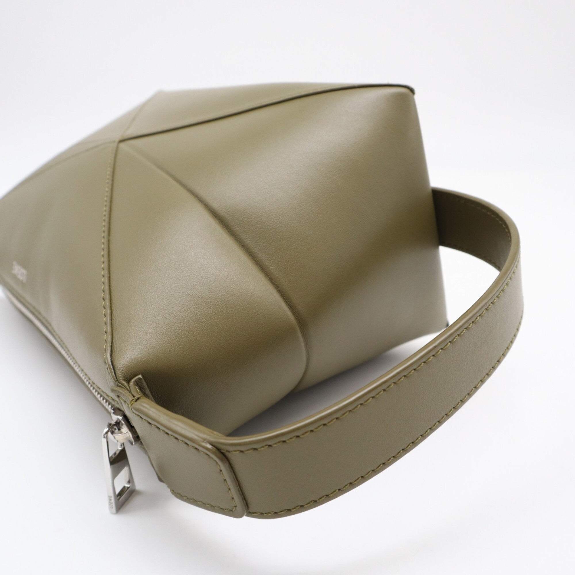 Loewe Puzzle Khaki Leather Clutch Bag (Pre-Owned)