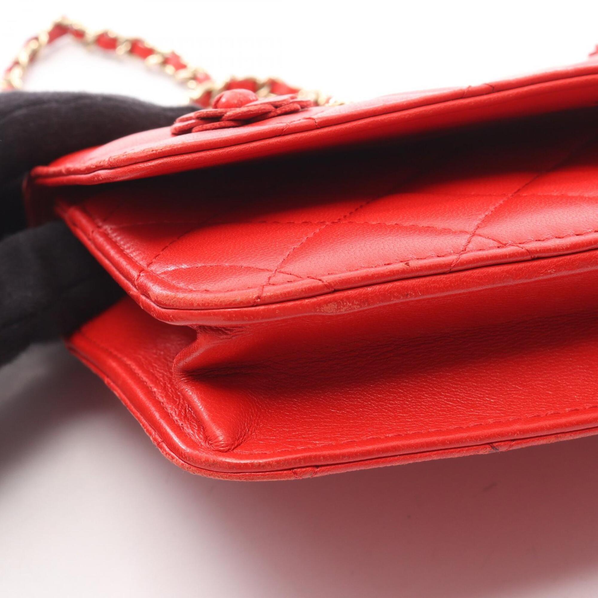 Chanel Red Color Leather Handbag Shoulder Bag (Pre-Owned)
