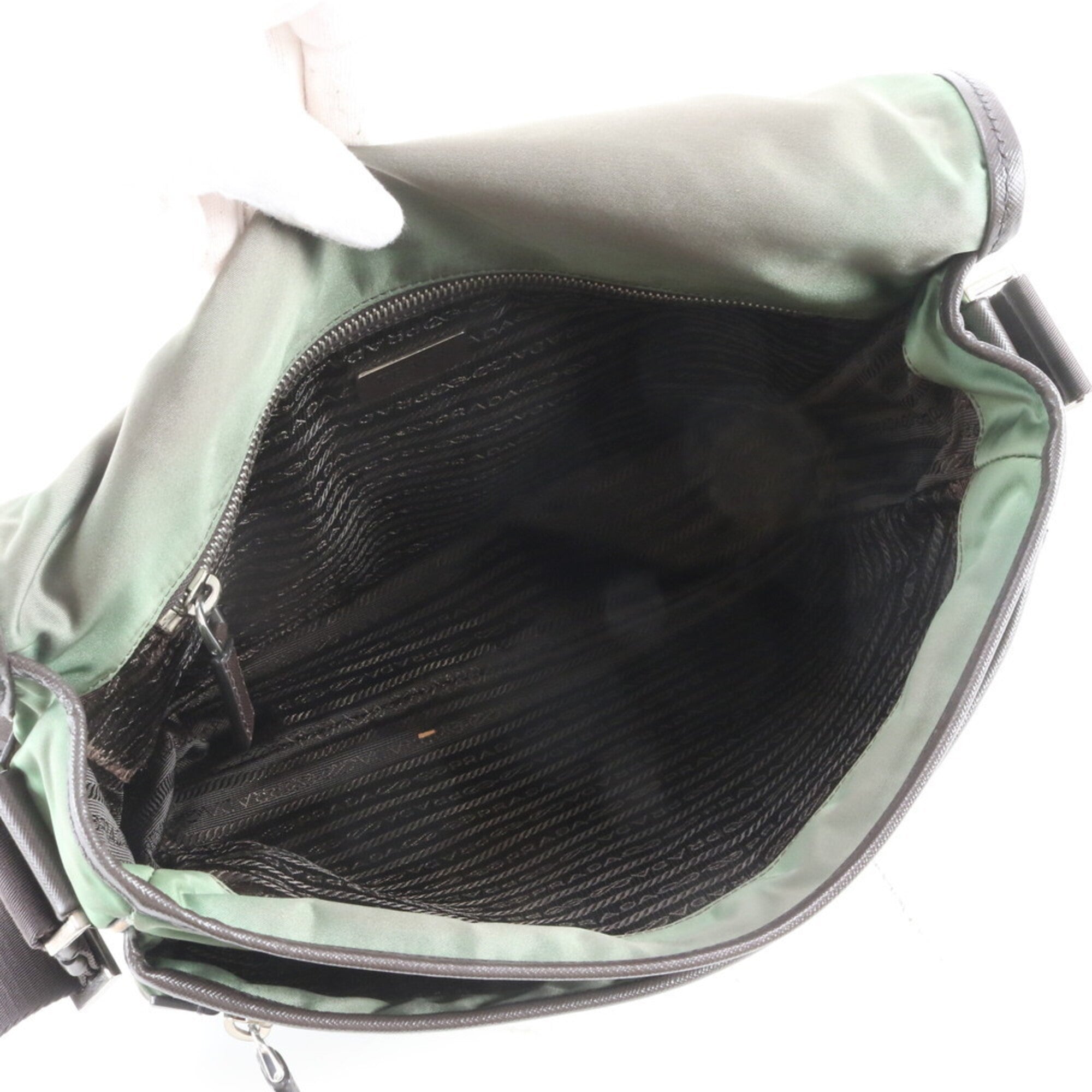 Prada Green Leather Nylon Messenger Bag Shoulder Bag (Pre-Owned)