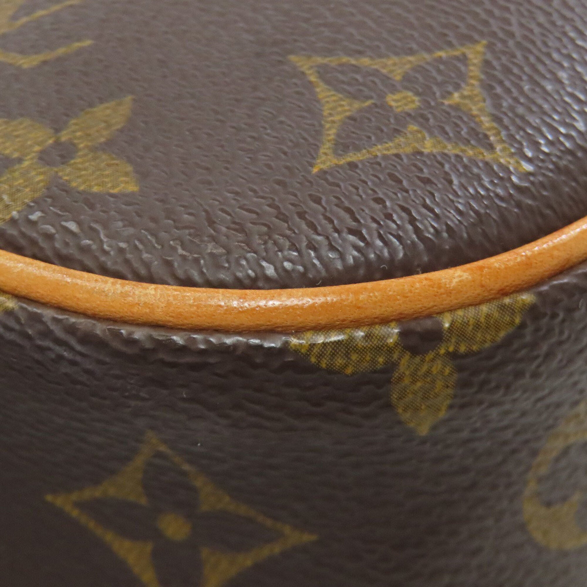 Louis Vuitton Monogram Monogram Pochette Sling Bag (Pre-Owned)