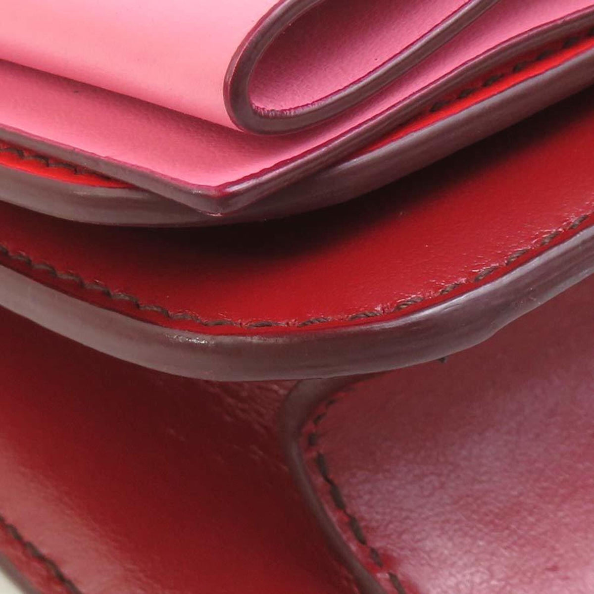Salvatore Ferragamo Pink Red Color Leather Shoulder Bag (Pre-Owned)