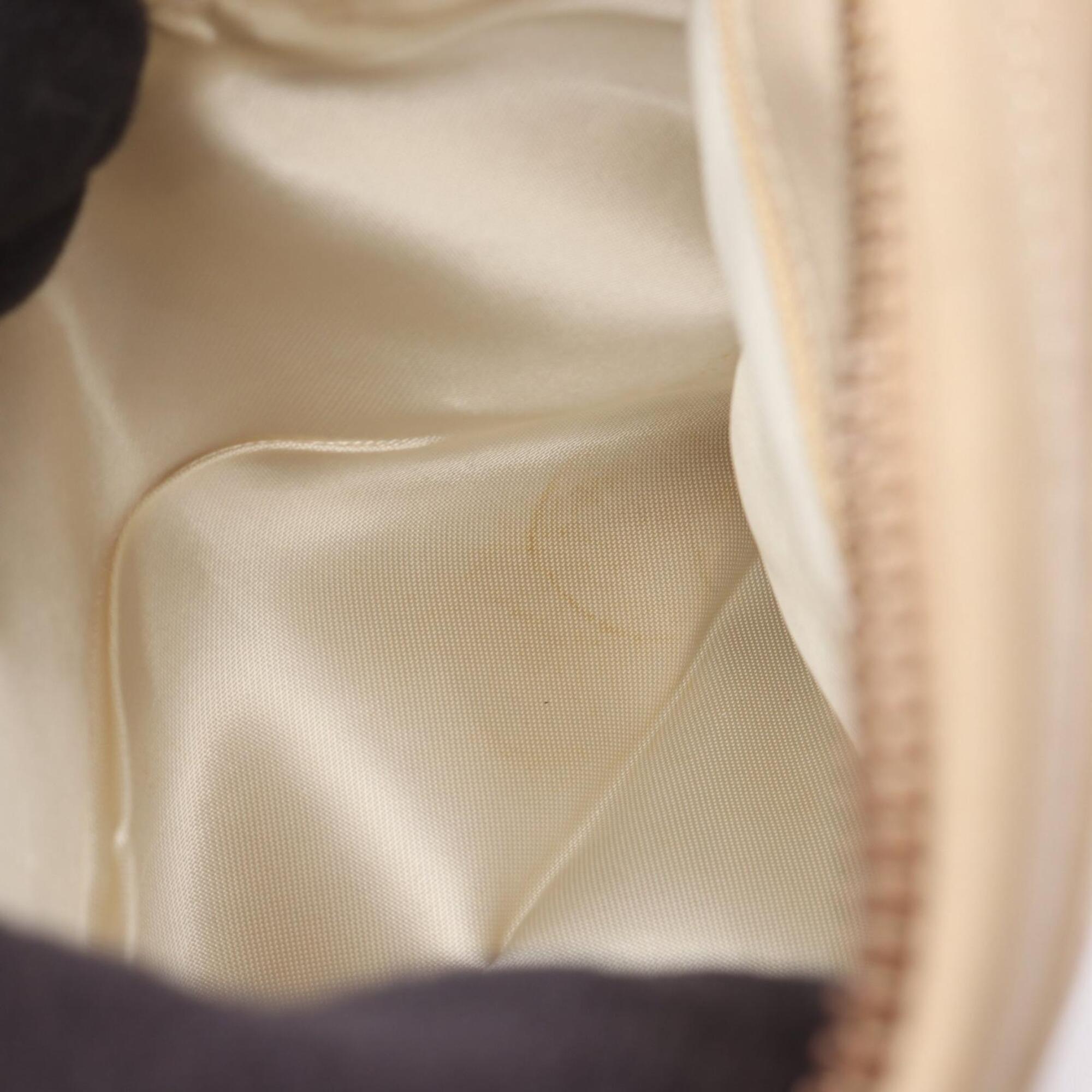 Chanel Beige Leather Handbag Shoulder Bag (Pre-Owned)