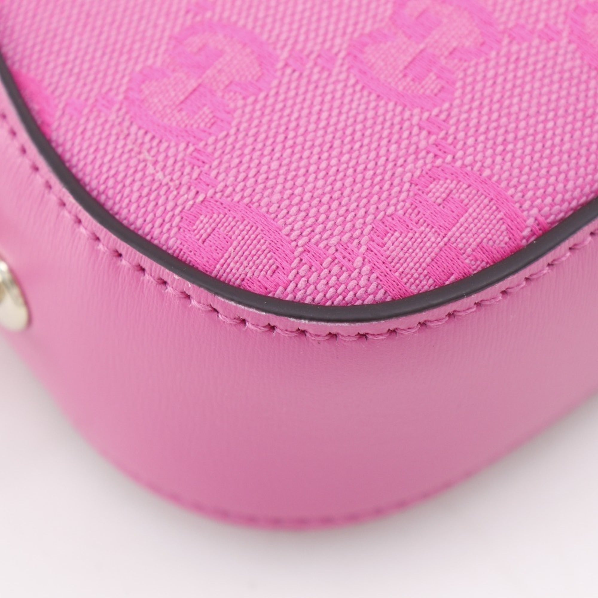 Gucci Pink Gg Canvas Shoulder Bag (Pre-Owned)