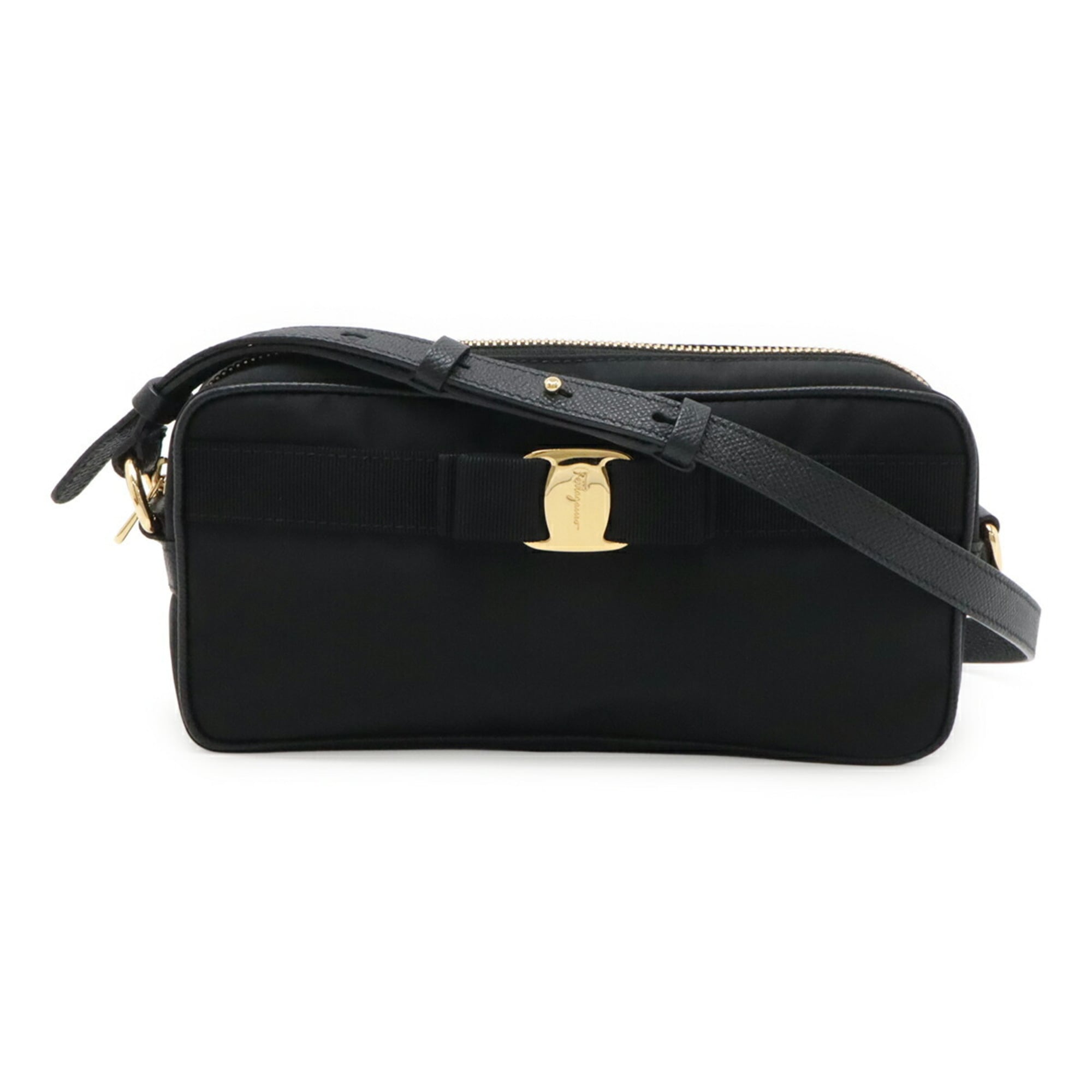 Salvatore Ferragamo Black Nylon Leather Shoulder Bag (Pre-Owned)