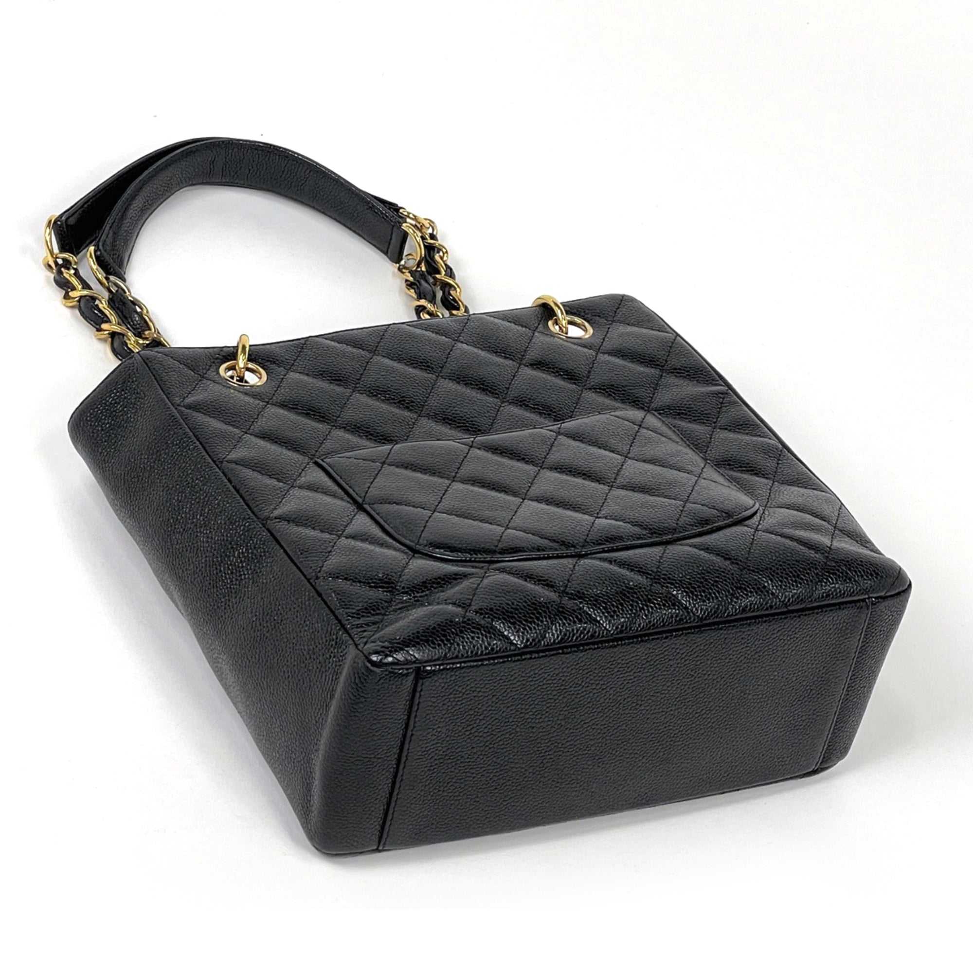 Chanel Matelasse Black Grained Calfskin Tote Bag (Pre-Owned)