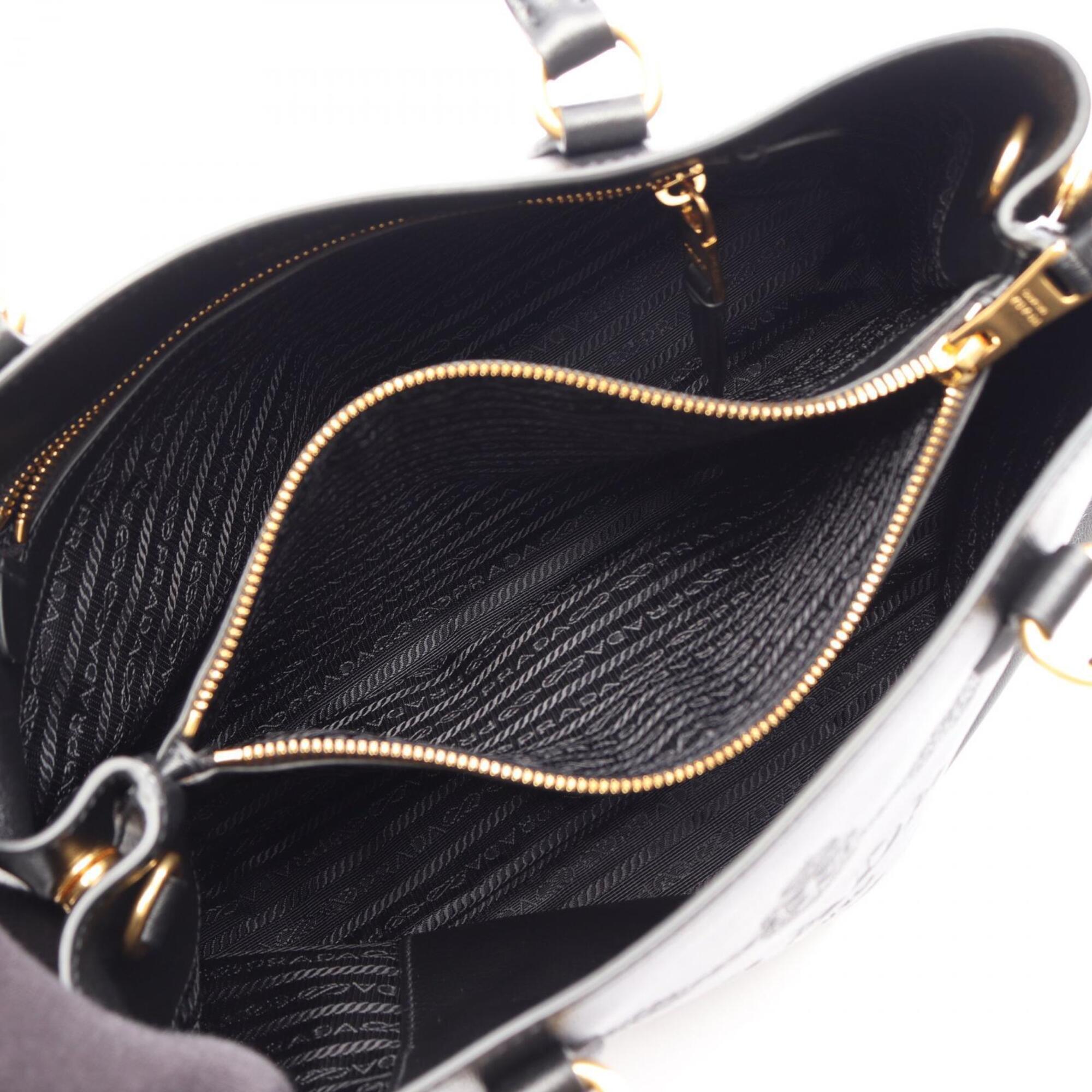 Prada Black Leather Handbag (Pre-Owned)