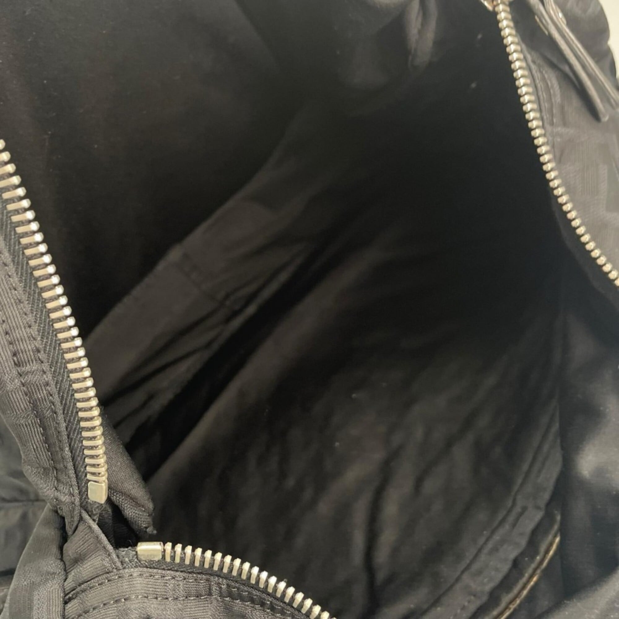 Fendi Black White Nylon Shoulder Bag (Pre-Owned)