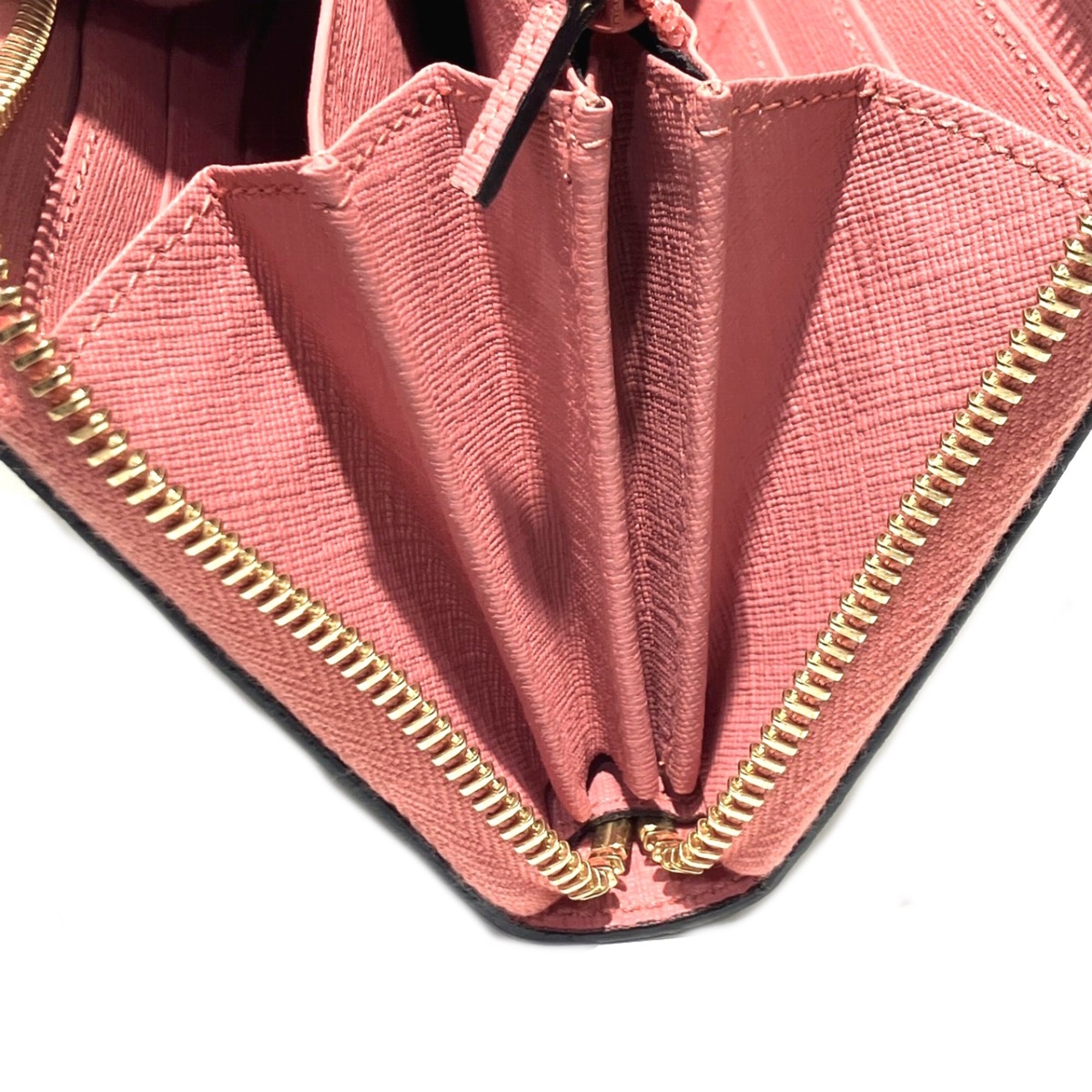 Gucci Brown Pink Leather Long Wallet (Bi-Fold) (Pre-Owned)