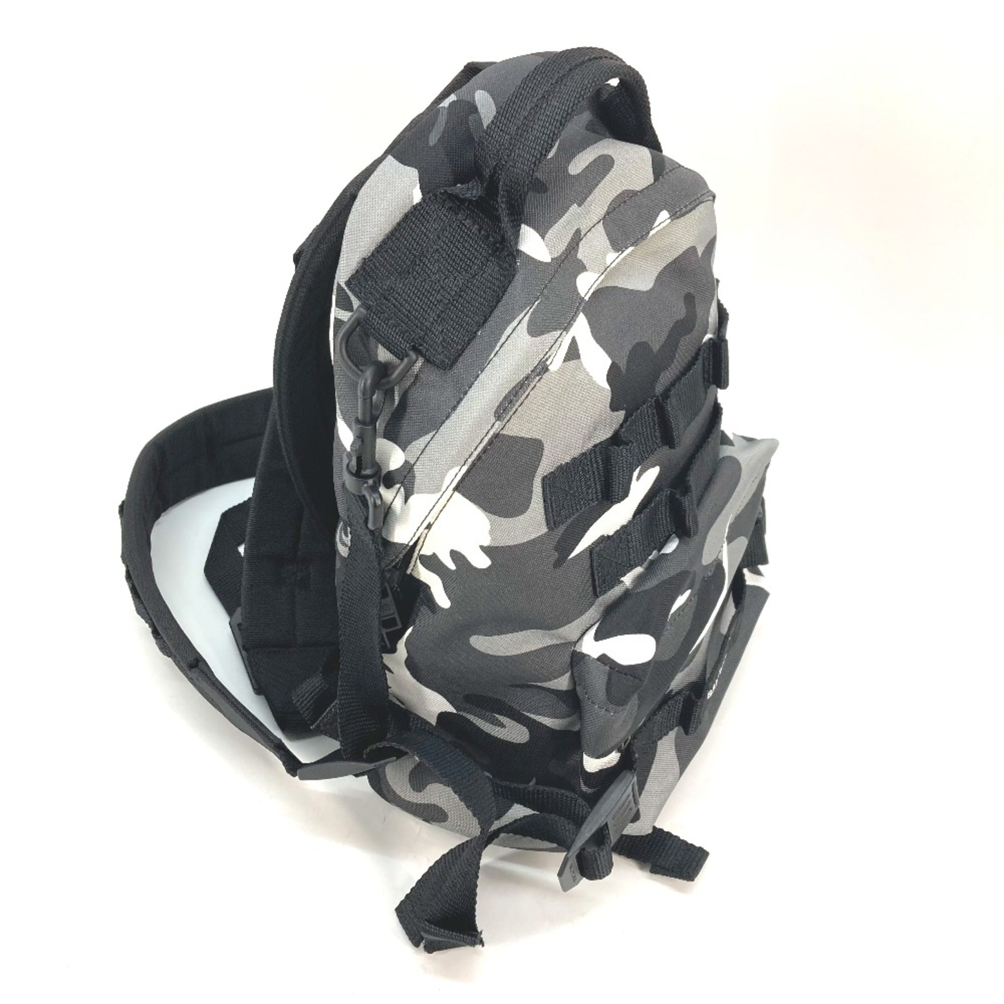 Balenciaga Gray Cloth Backpack (Pre-Owned)