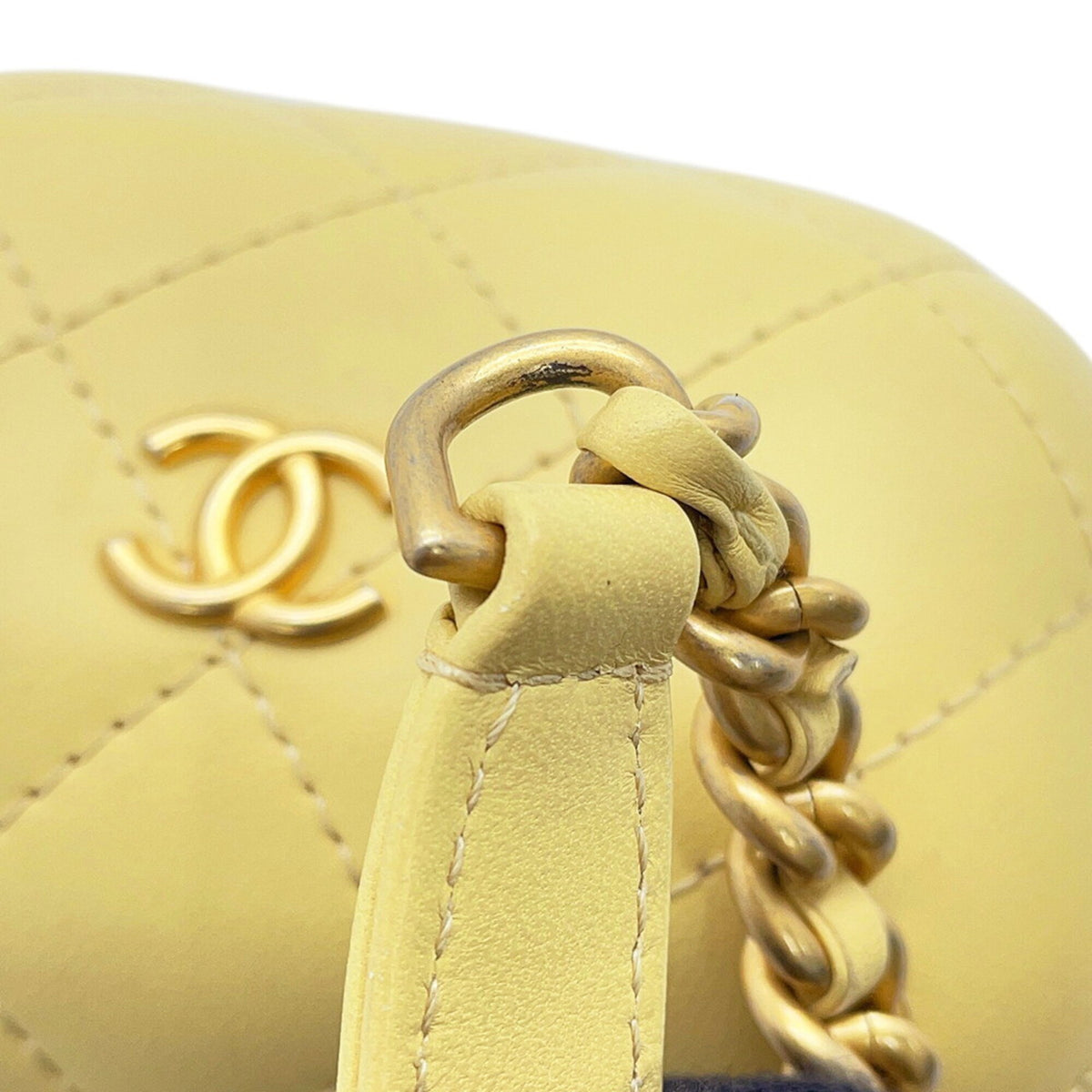 Chanel Yellow Leather Handbag Shoulder Bag (Pre-Owned)