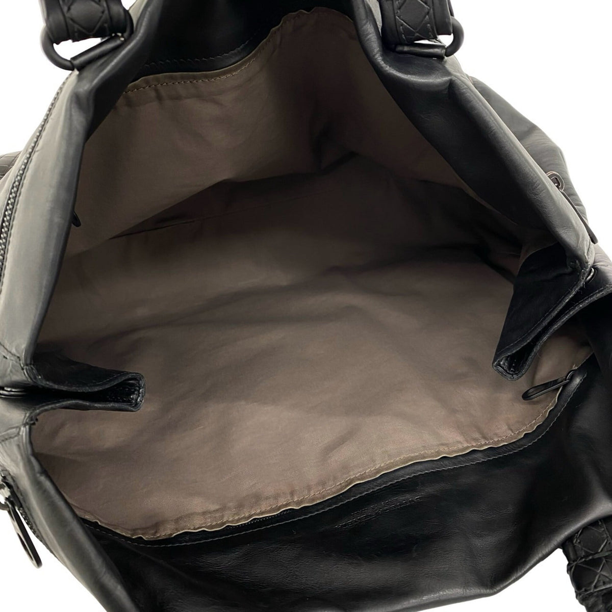 Bottega Veneta Black Leather Boston Bag Handbag (Pre-Owned)