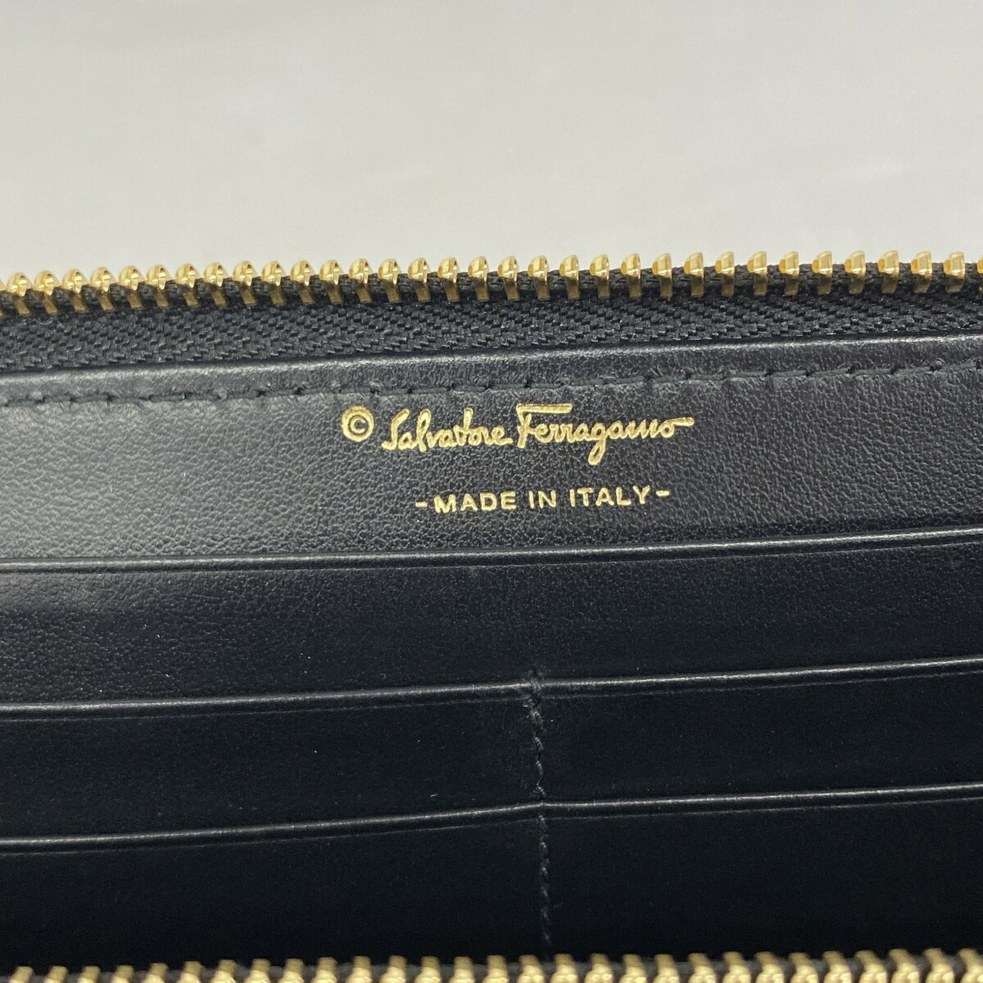 Salvatore Ferragamo Black Leather Long Wallet (Bi-Fold) (Pre-Owned)