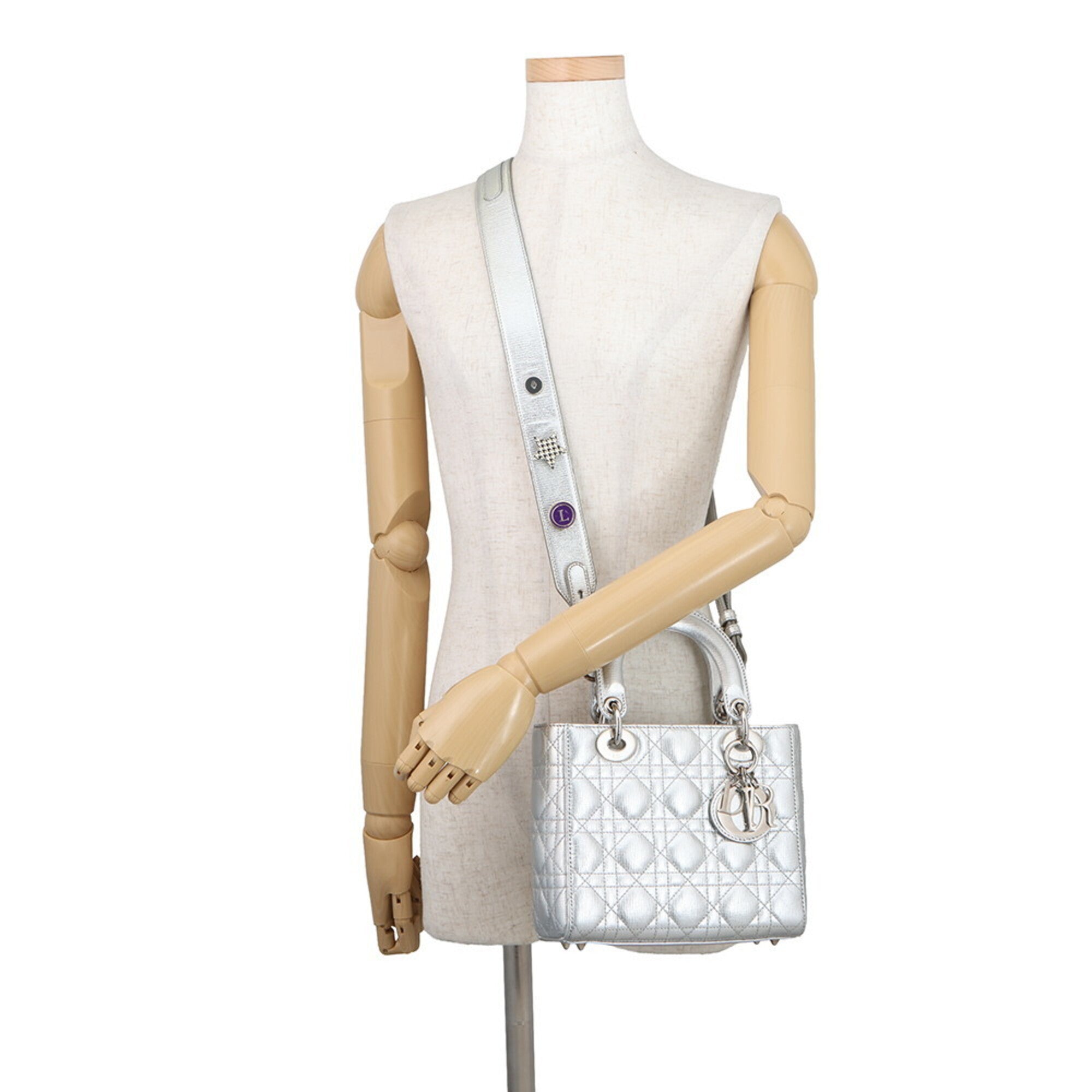 Christian Dior Silver Leather Handbag (Pre-Owned)