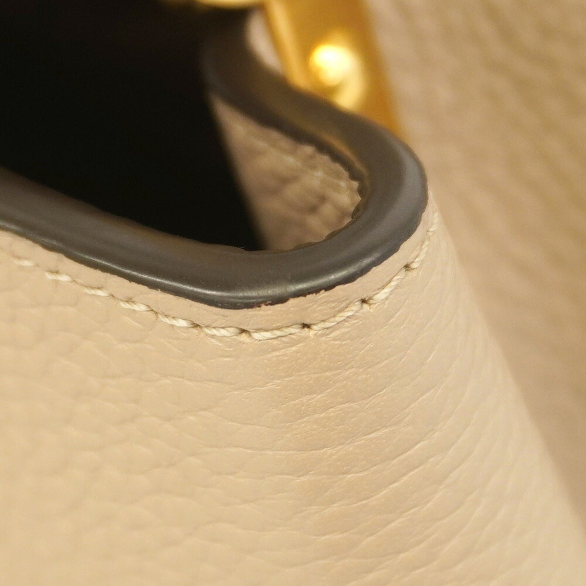 Louis Vuitton Galle Handbag (Pre-Owned)