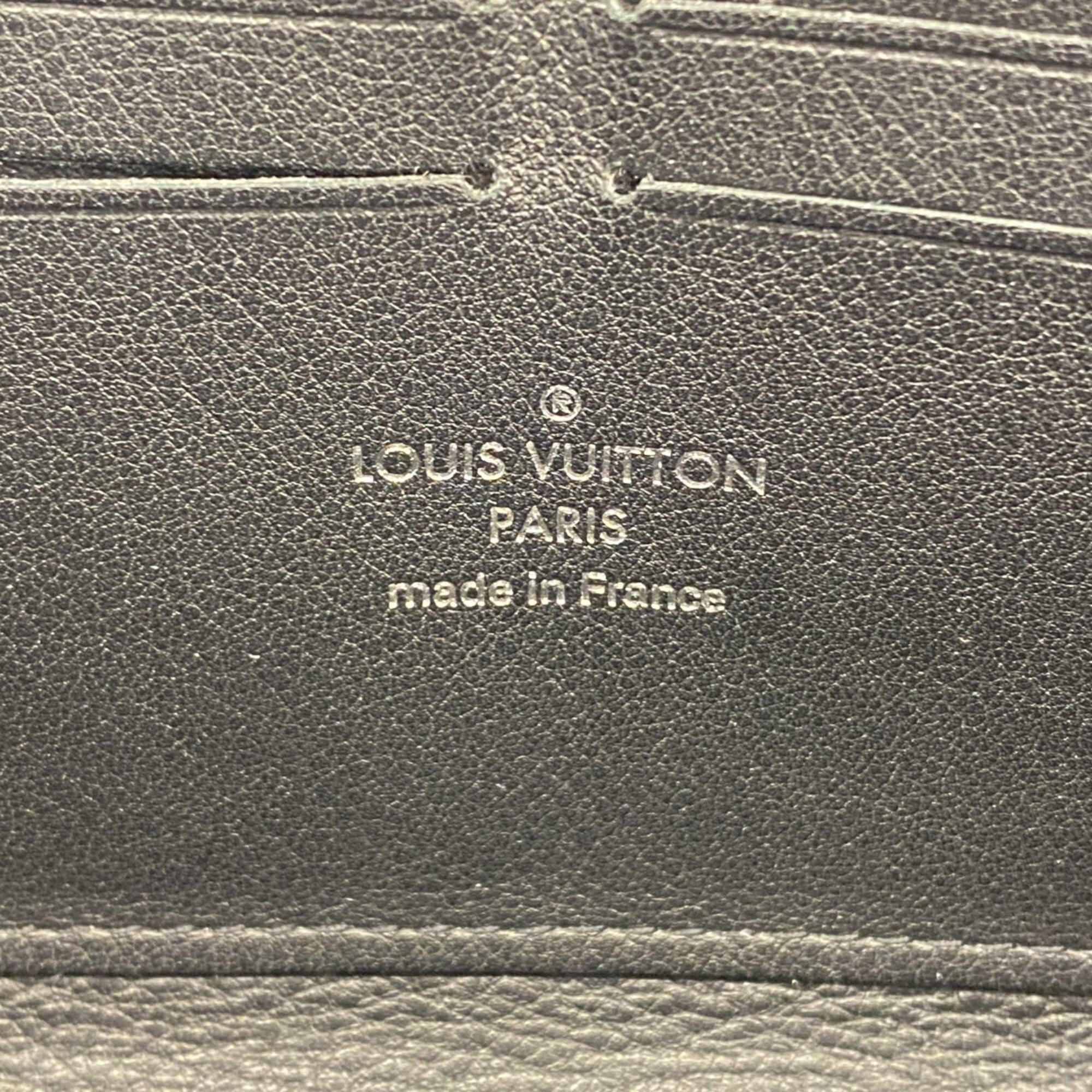 Louis Vuitton Noir Long Wallet (Bi-Fold) (Pre-Owned)