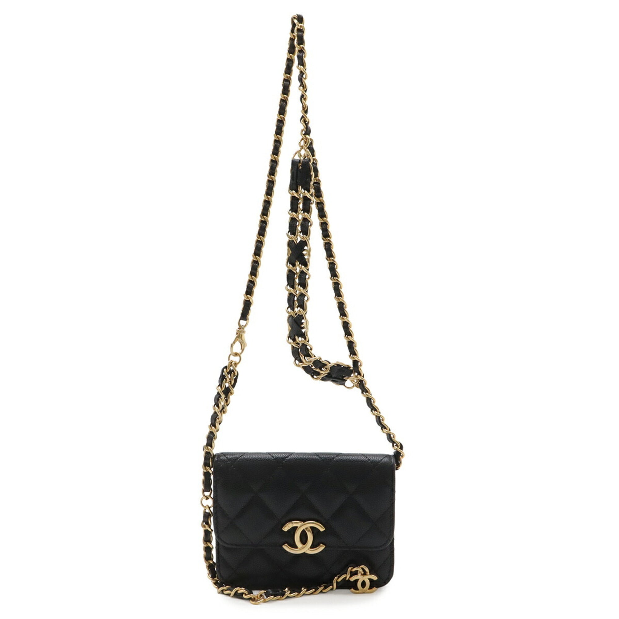 Chanel Matelasse Black Grained Calfskin Handbag (Pre-Owned)