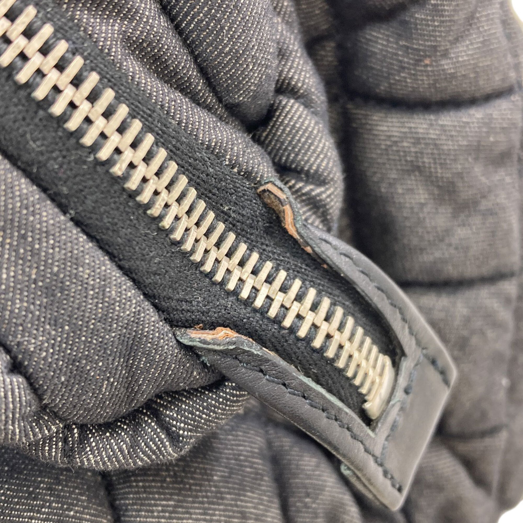 Chanel Denim Gray Denim Tote Bag (Pre-Owned)