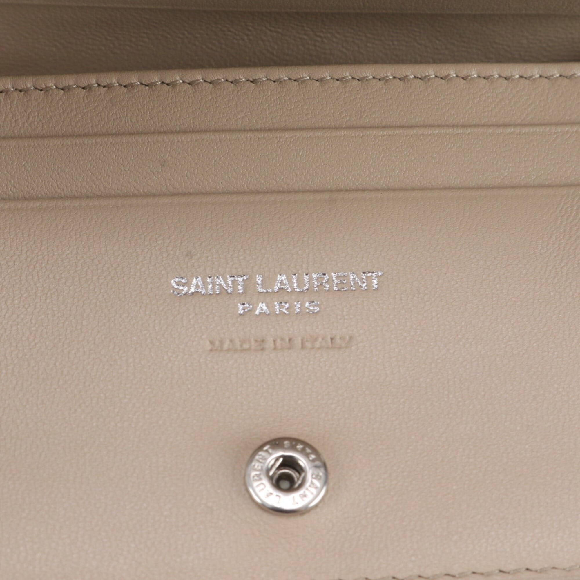 Yves Saint Laurent Beige Leather Wallet (Bi-Fold) (Pre-Owned)