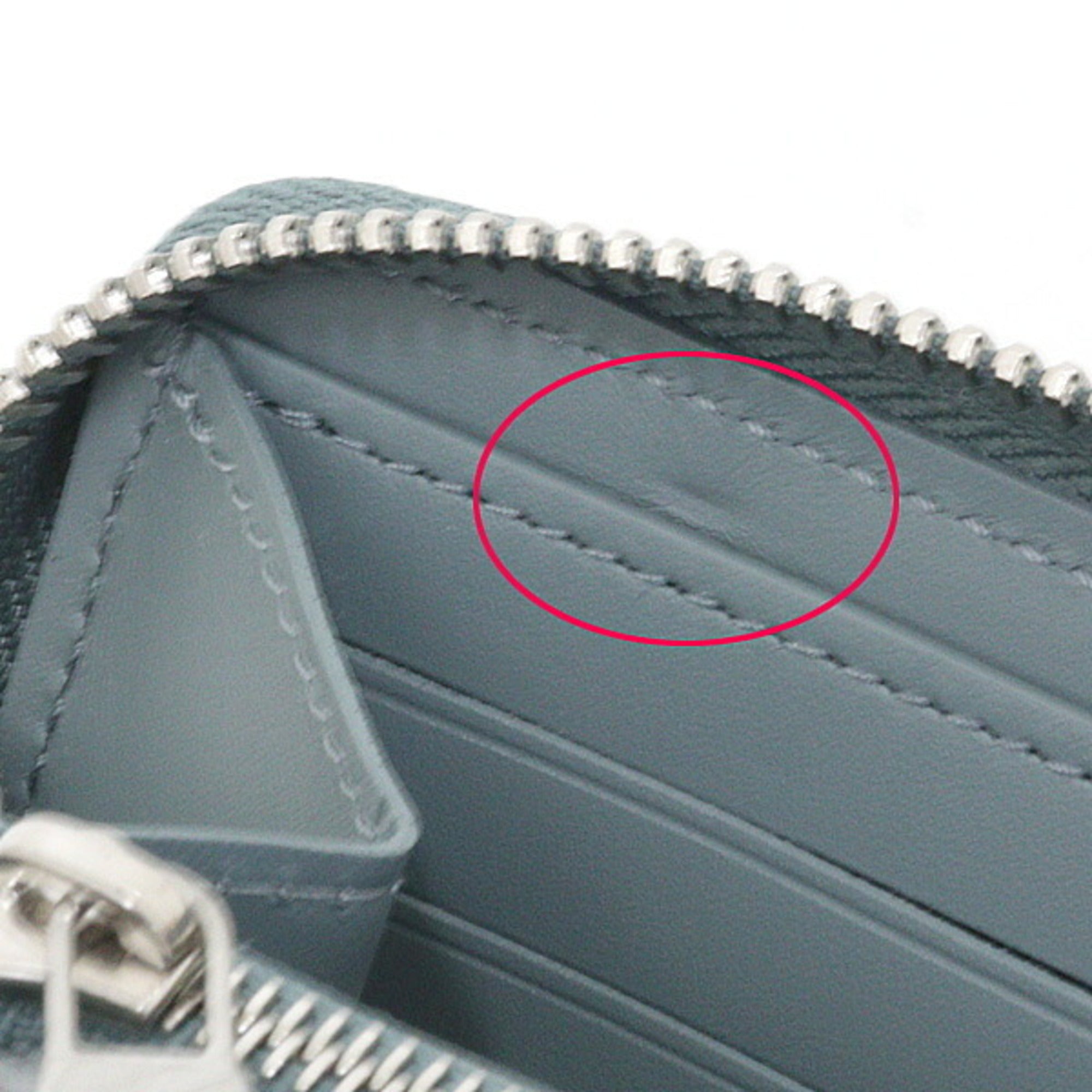 Louis Vuitton Leather Long Wallet (Bi-Fold) (Pre-Owned)