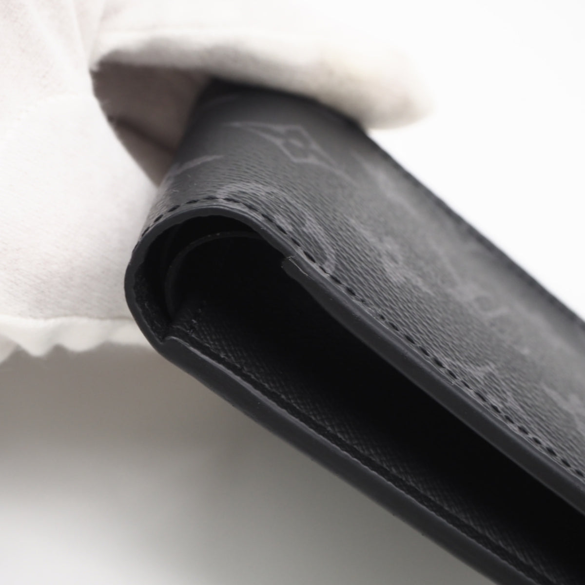 Louis Vuitton Monogram Eclipse Black Gray Coated Canvas Leather Wallet (Bi-Fold) (Pre-Owned)