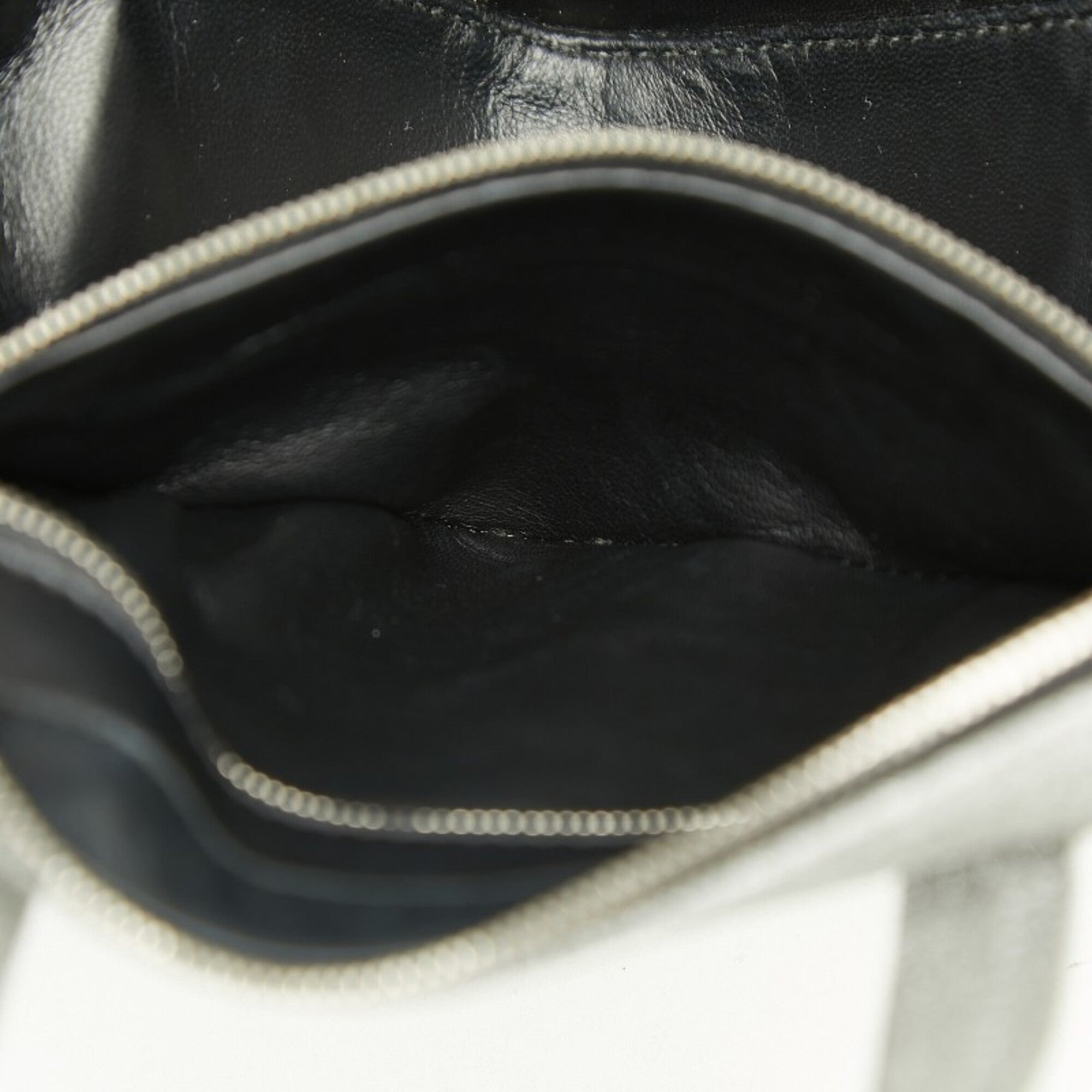 Balenciaga Silver Leather Handbag Shoulder Bag (Pre-Owned)