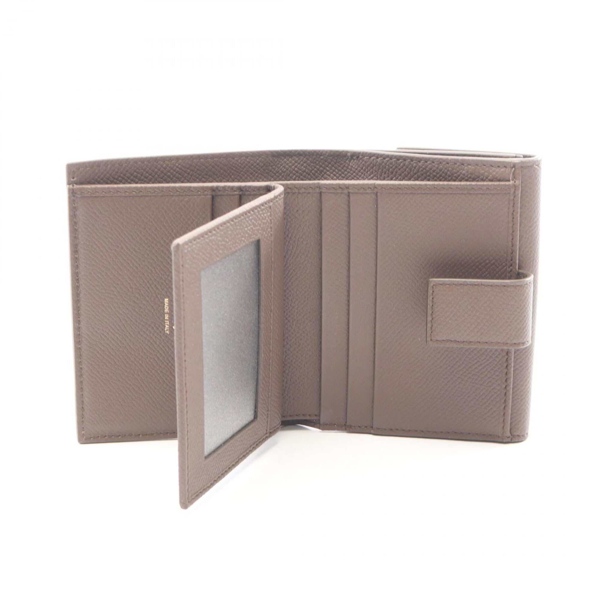 Salvatore Ferragamo Beige Leather Wallet (Bi-Fold) (Pre-Owned)