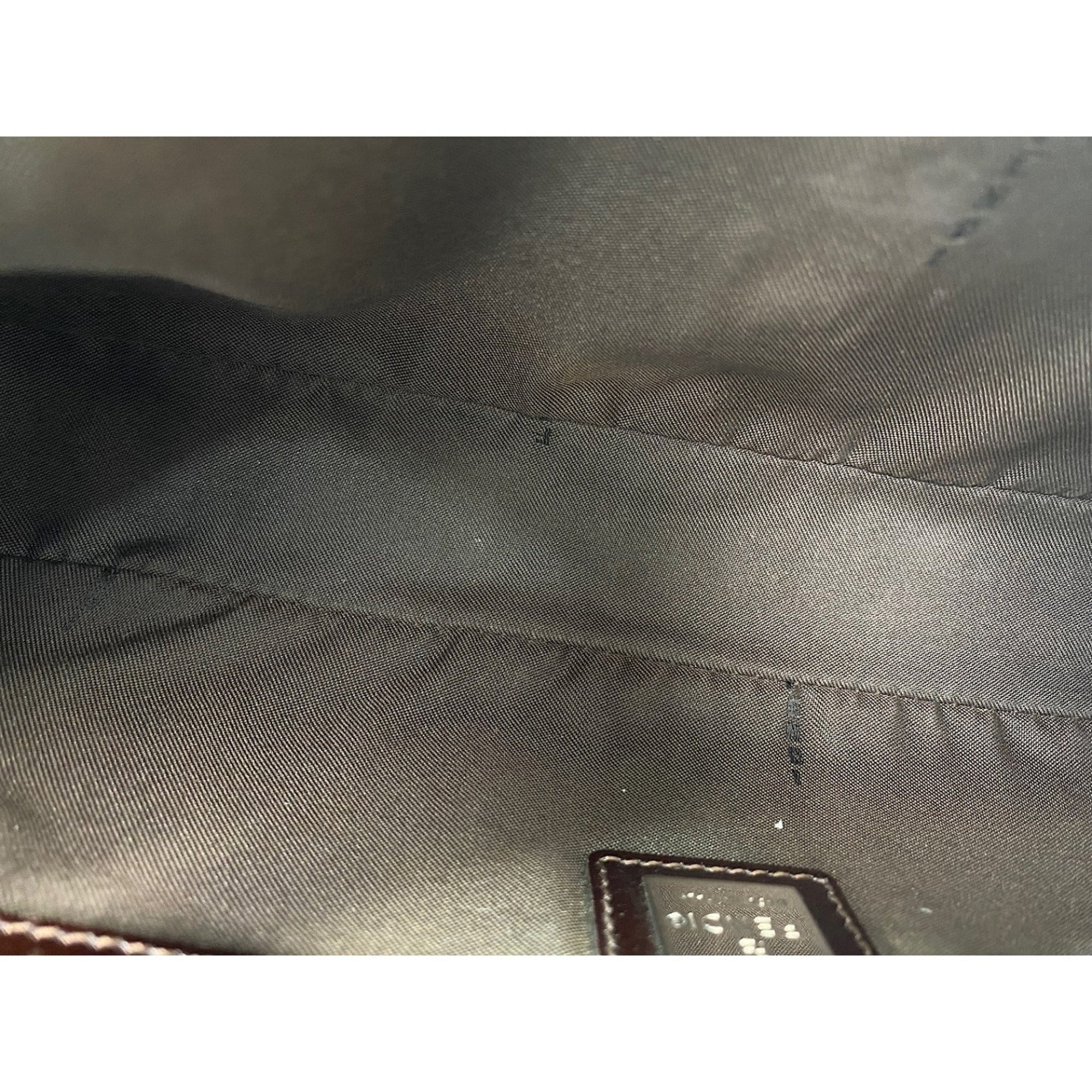 Fendi Navy Shoulder Bag (Pre-Owned)