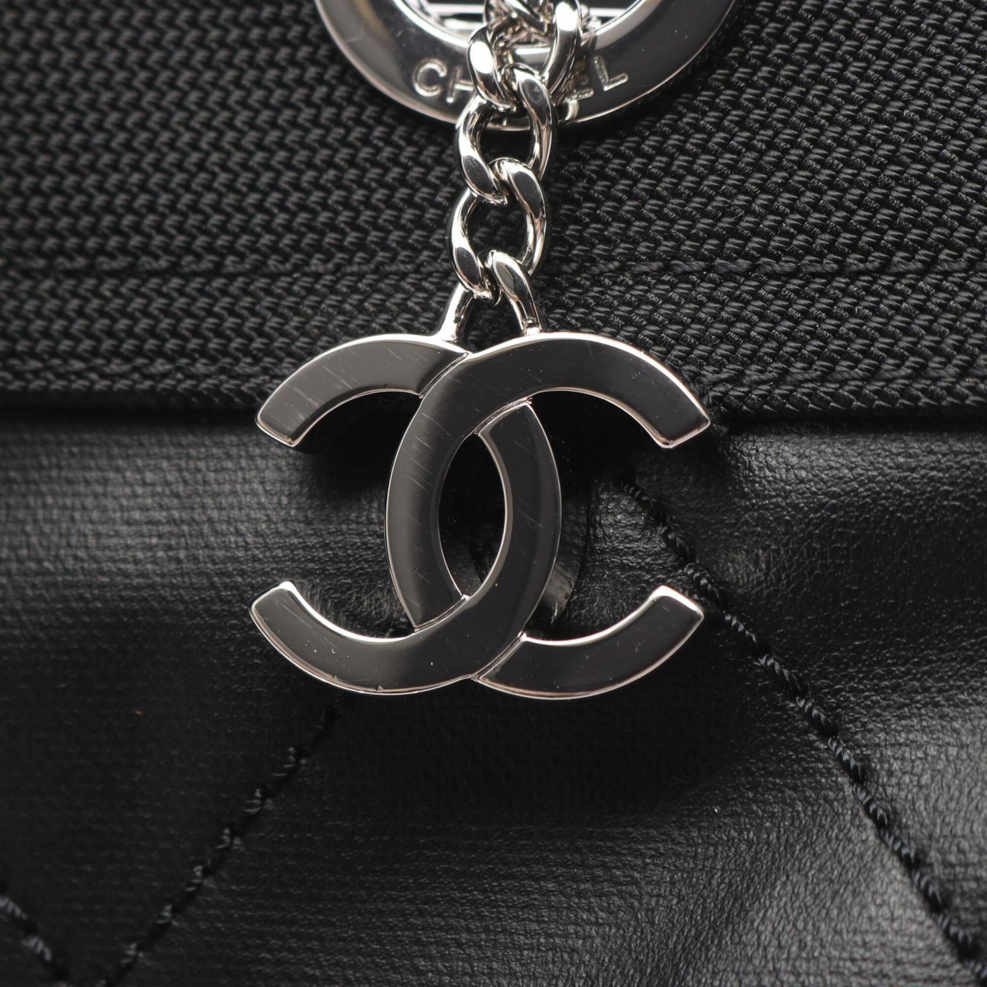 Chanel Black Coated Canvas Handbag Tote Bag (Pre-Owned)