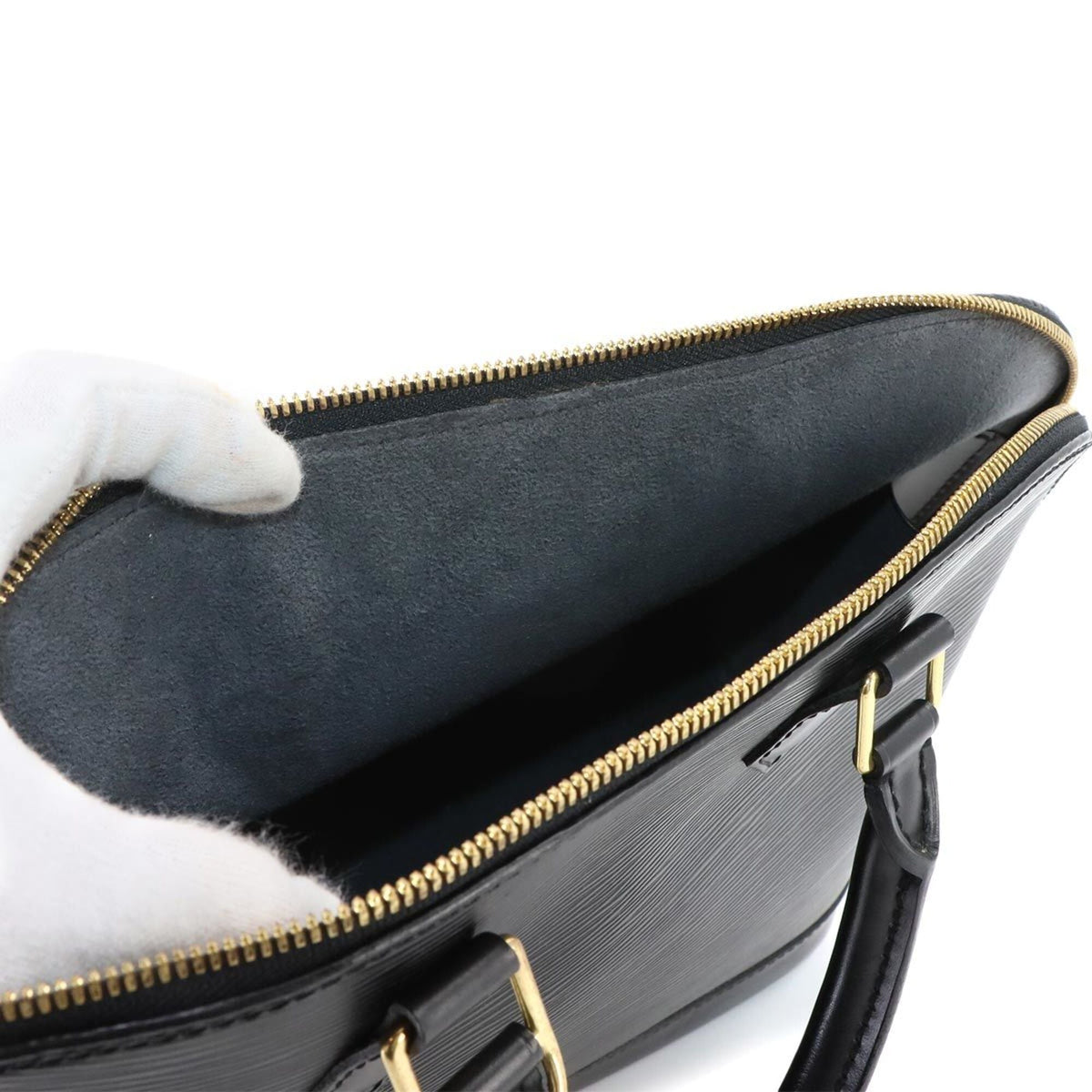 Louis Vuitton Noir Epi Leather Handbag (Pre-Owned)