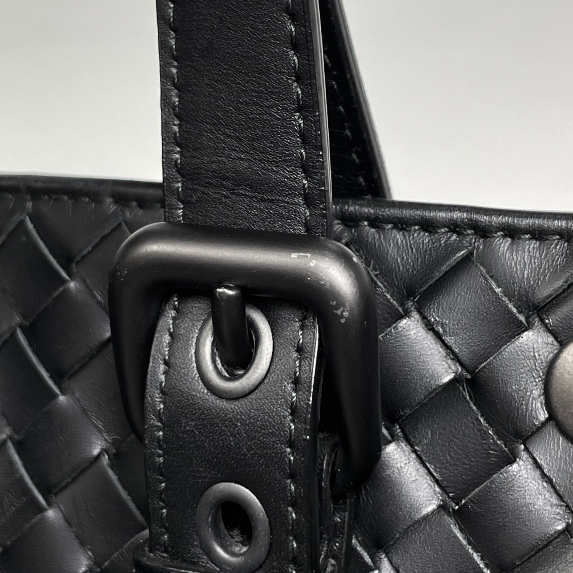 Bottega Veneta Black Leather Tote Bag (Pre-Owned)